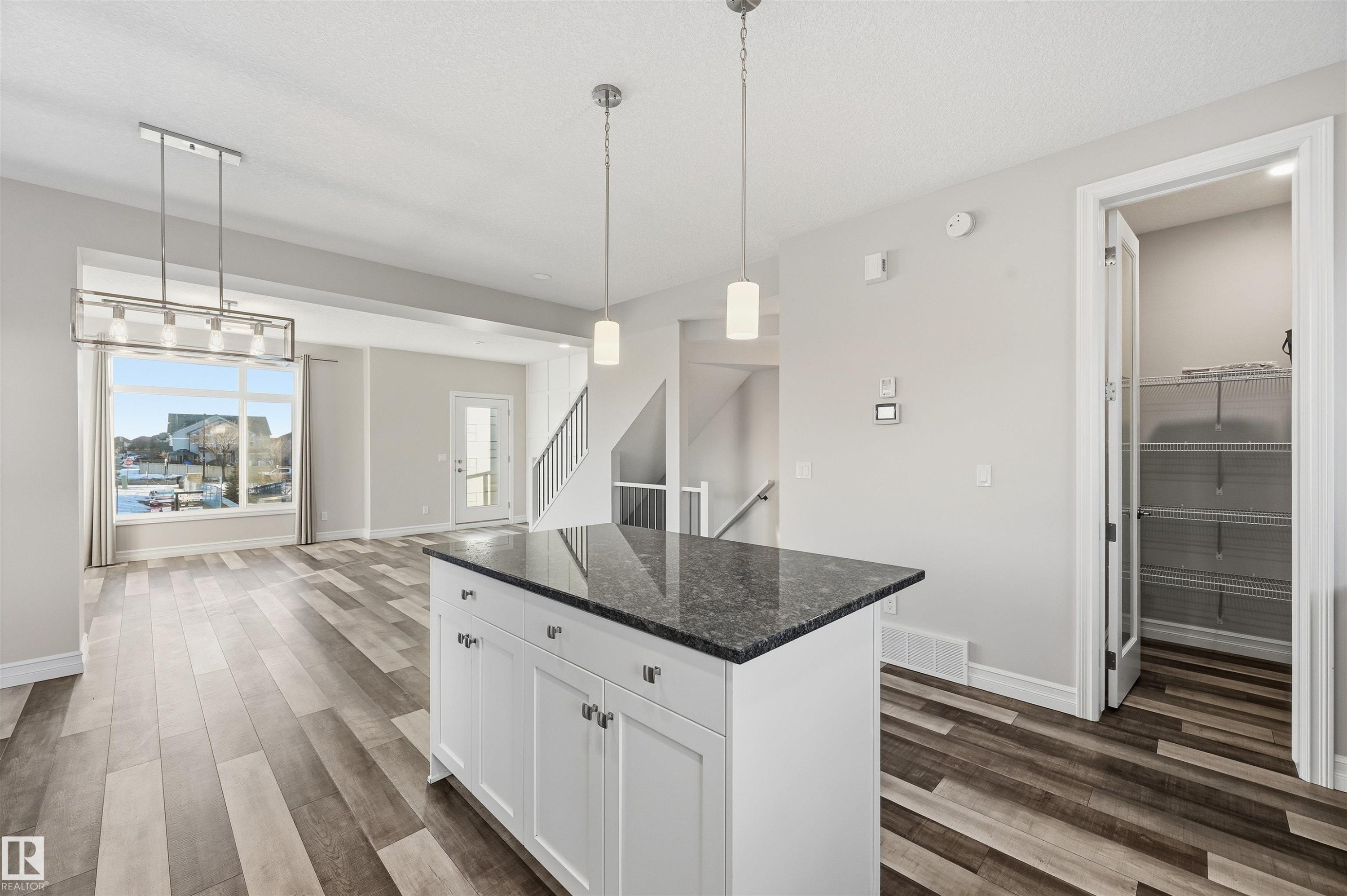 10 804 Welsh Drive, Edmonton, AB - Indoor Photo Showing Other Room