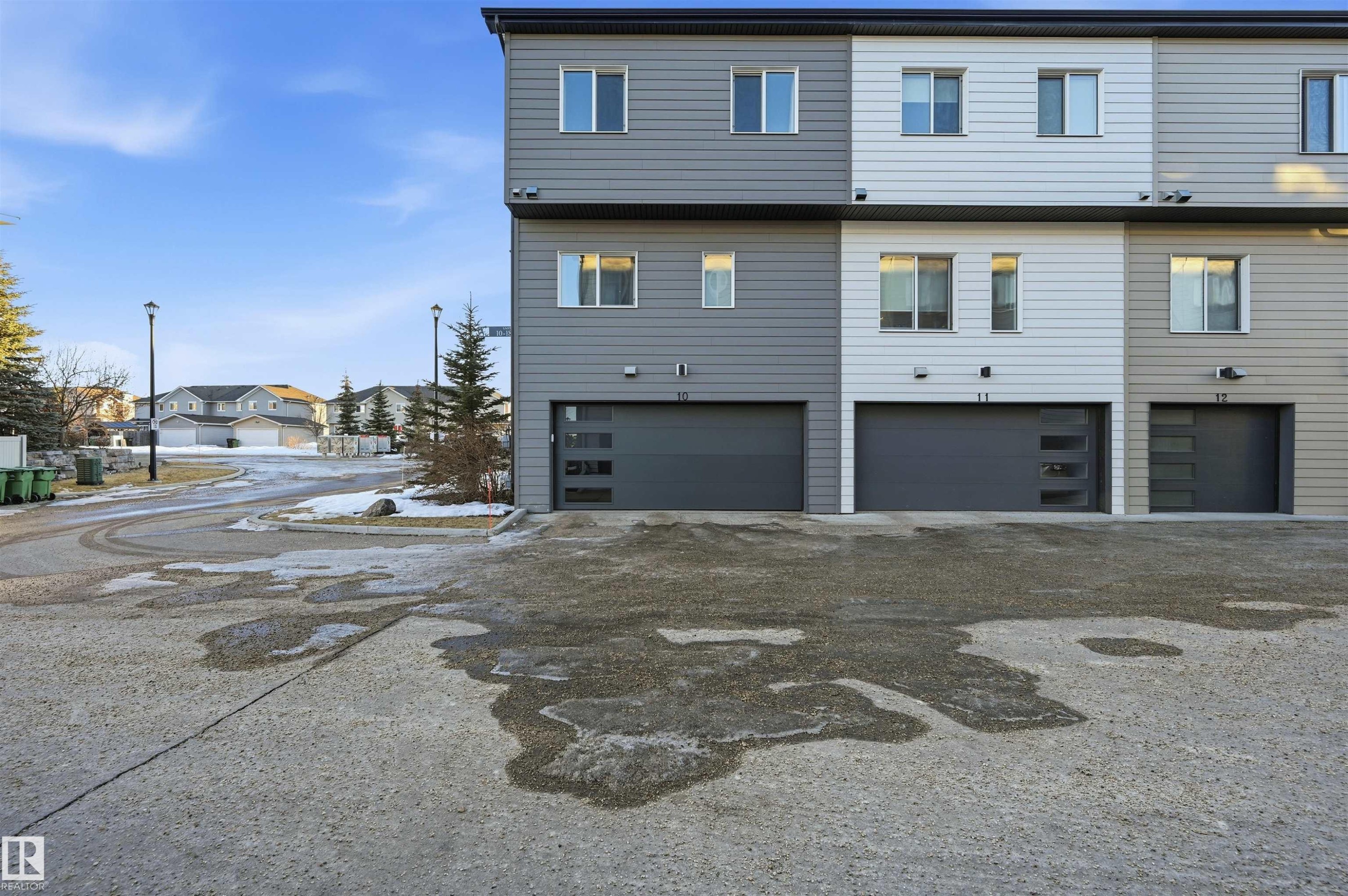 10 804 Welsh Drive, Edmonton, AB - Outdoor