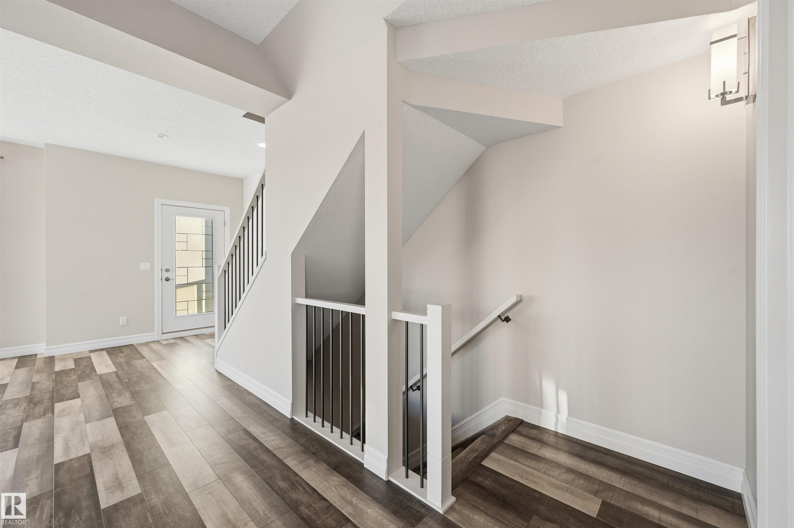 10 804 Welsh Drive, Edmonton, AB - Indoor Photo Showing Other Room