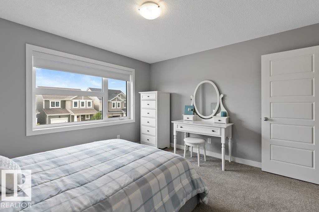 20008 18 Avenue, Edmonton, AB - Indoor Photo Showing Bedroom