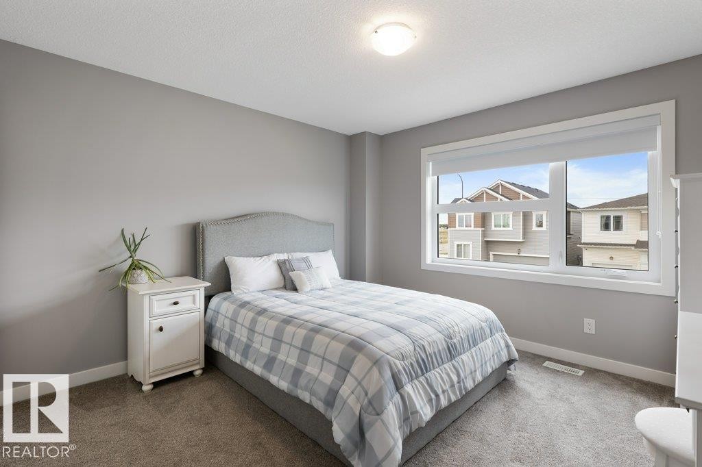 20008 18 Avenue, Edmonton, AB - Indoor Photo Showing Bedroom