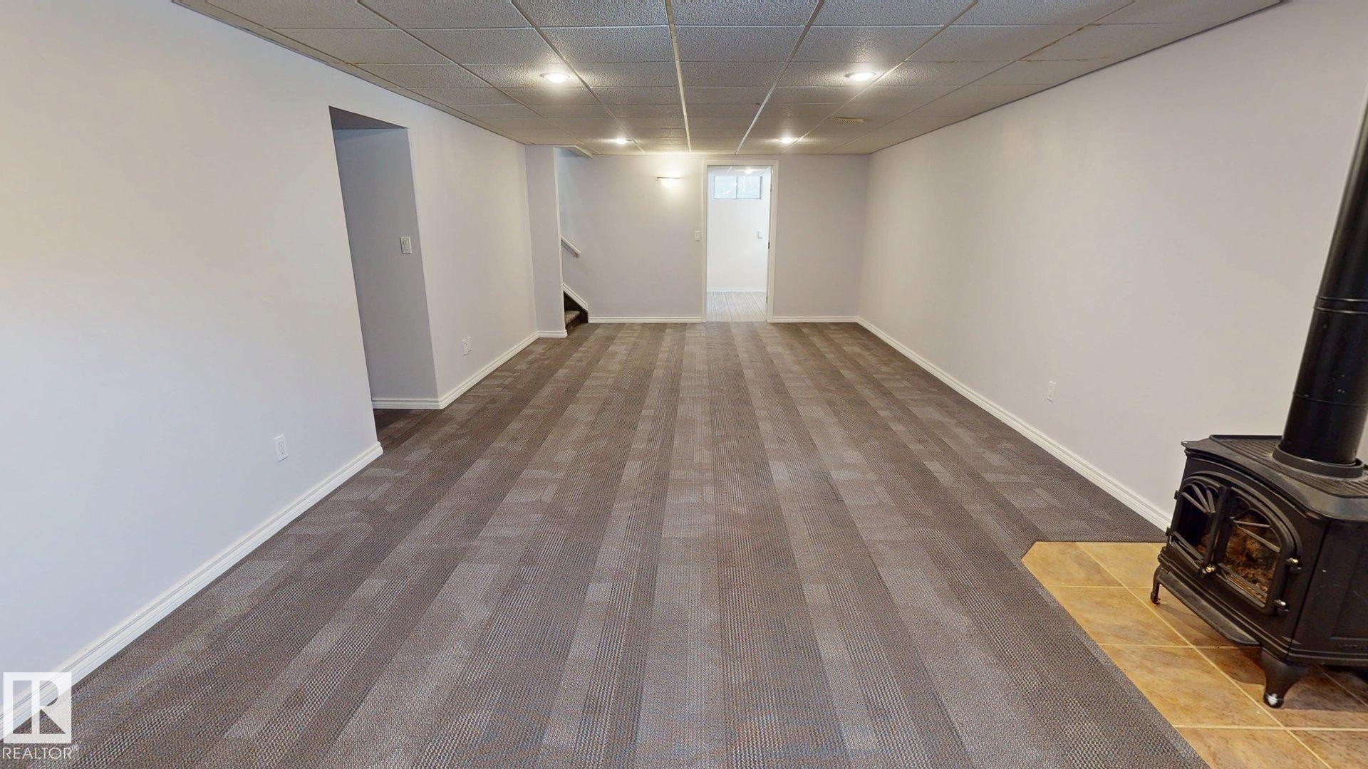 3718 103B Street, Edmonton, AB - Indoor Photo Showing Other Room