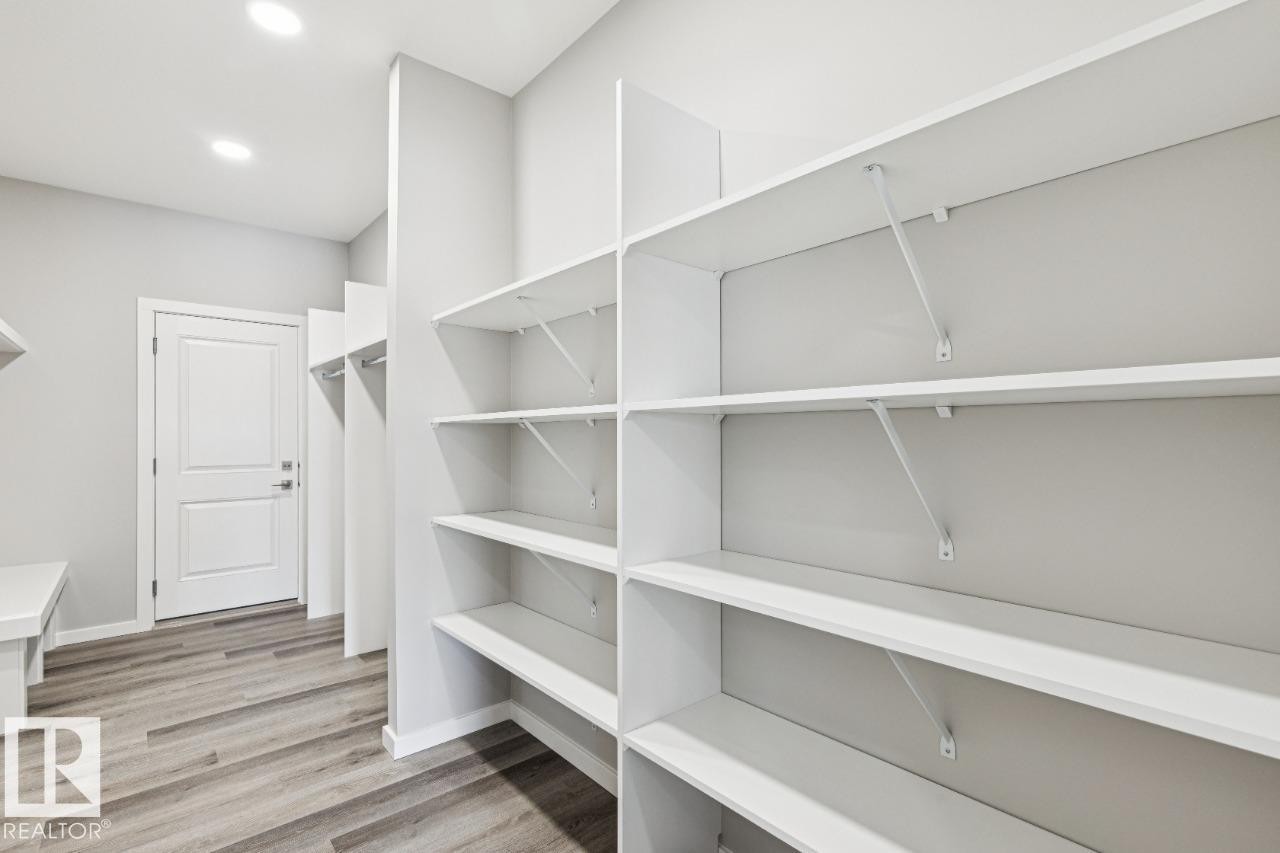 2334 Egret Way, Edmonton, AB - Indoor With Storage