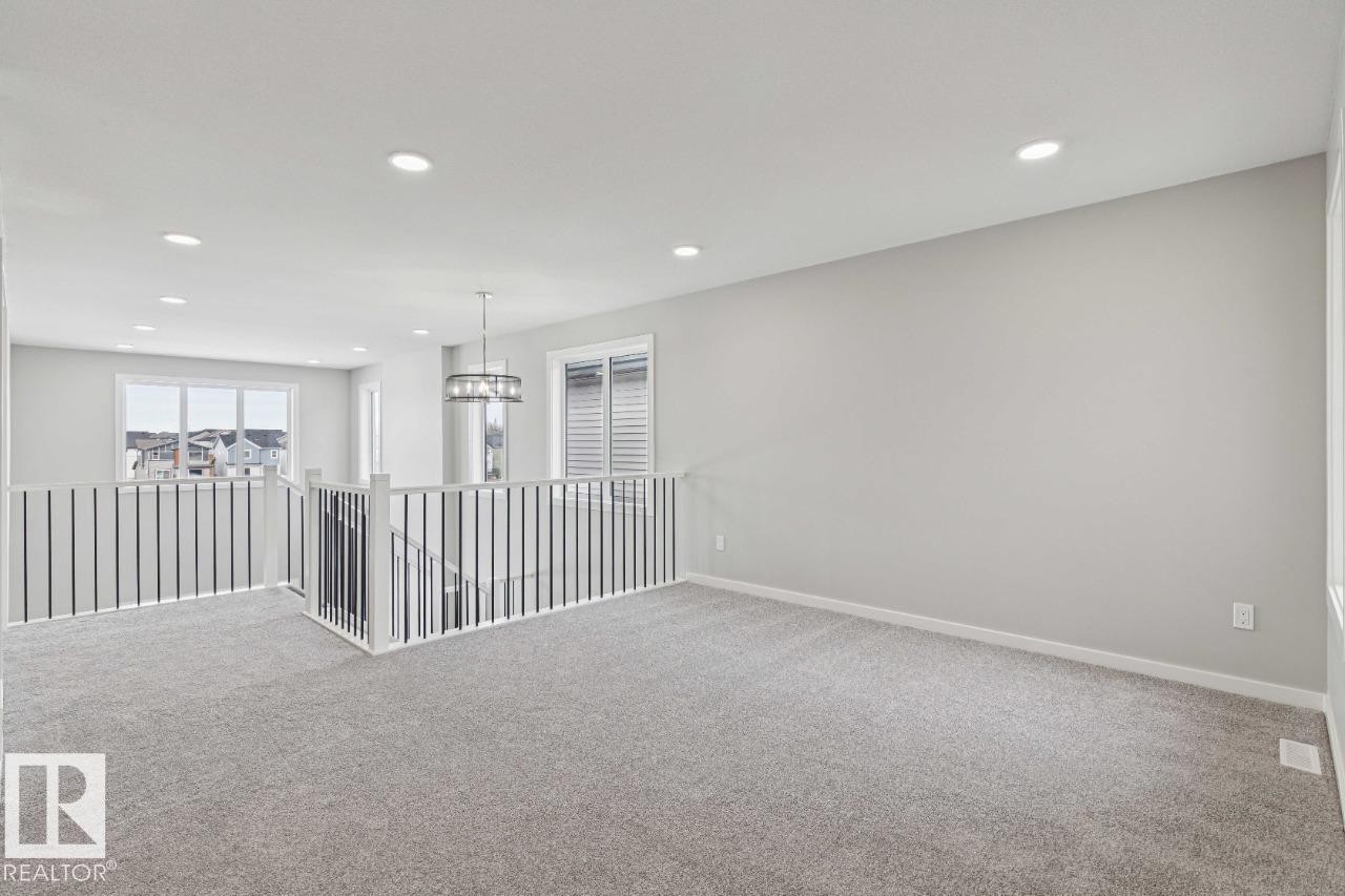 2334 Egret Way, Edmonton, AB - Indoor Photo Showing Other Room