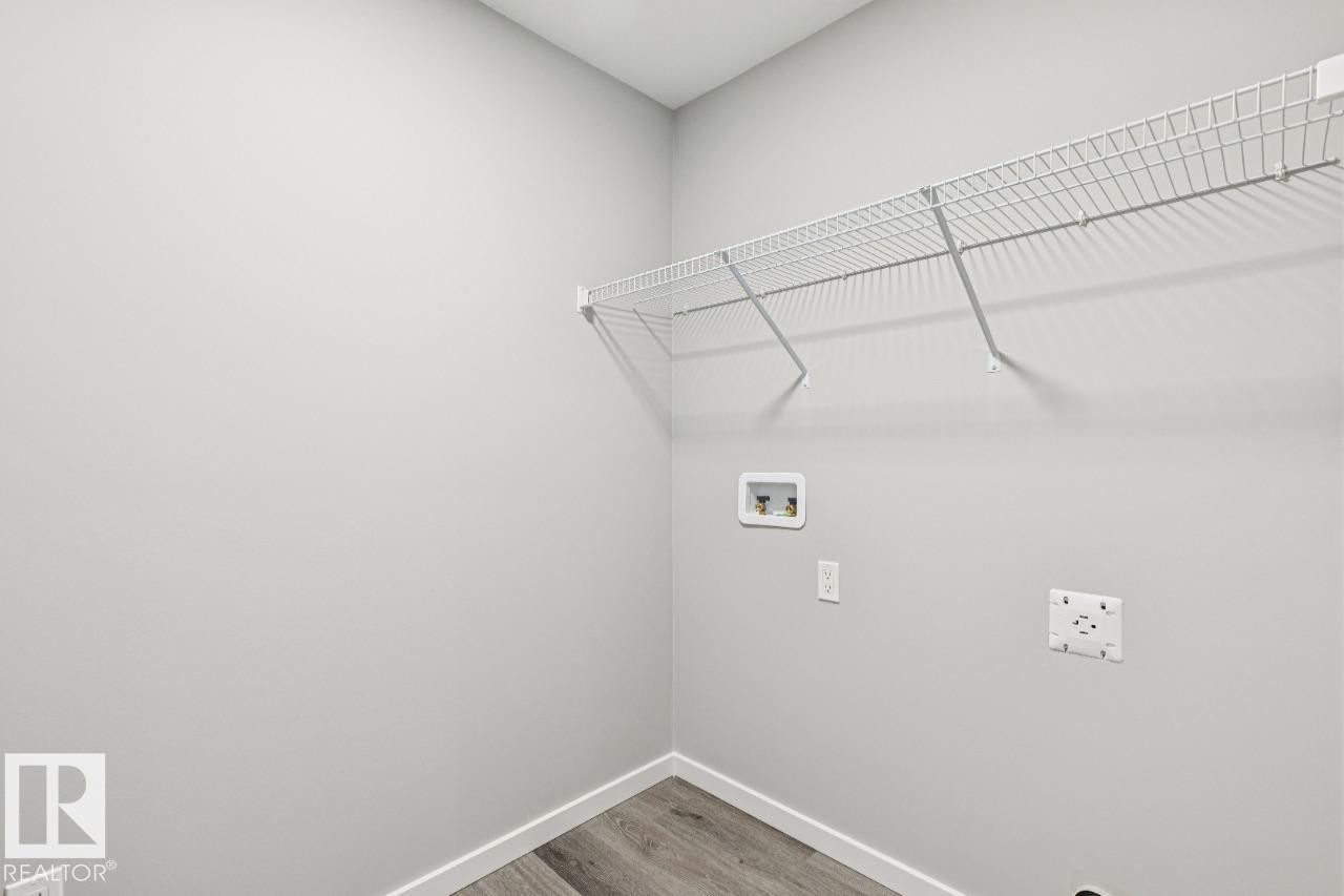 2334 Egret Way, Edmonton, AB - Indoor With Storage