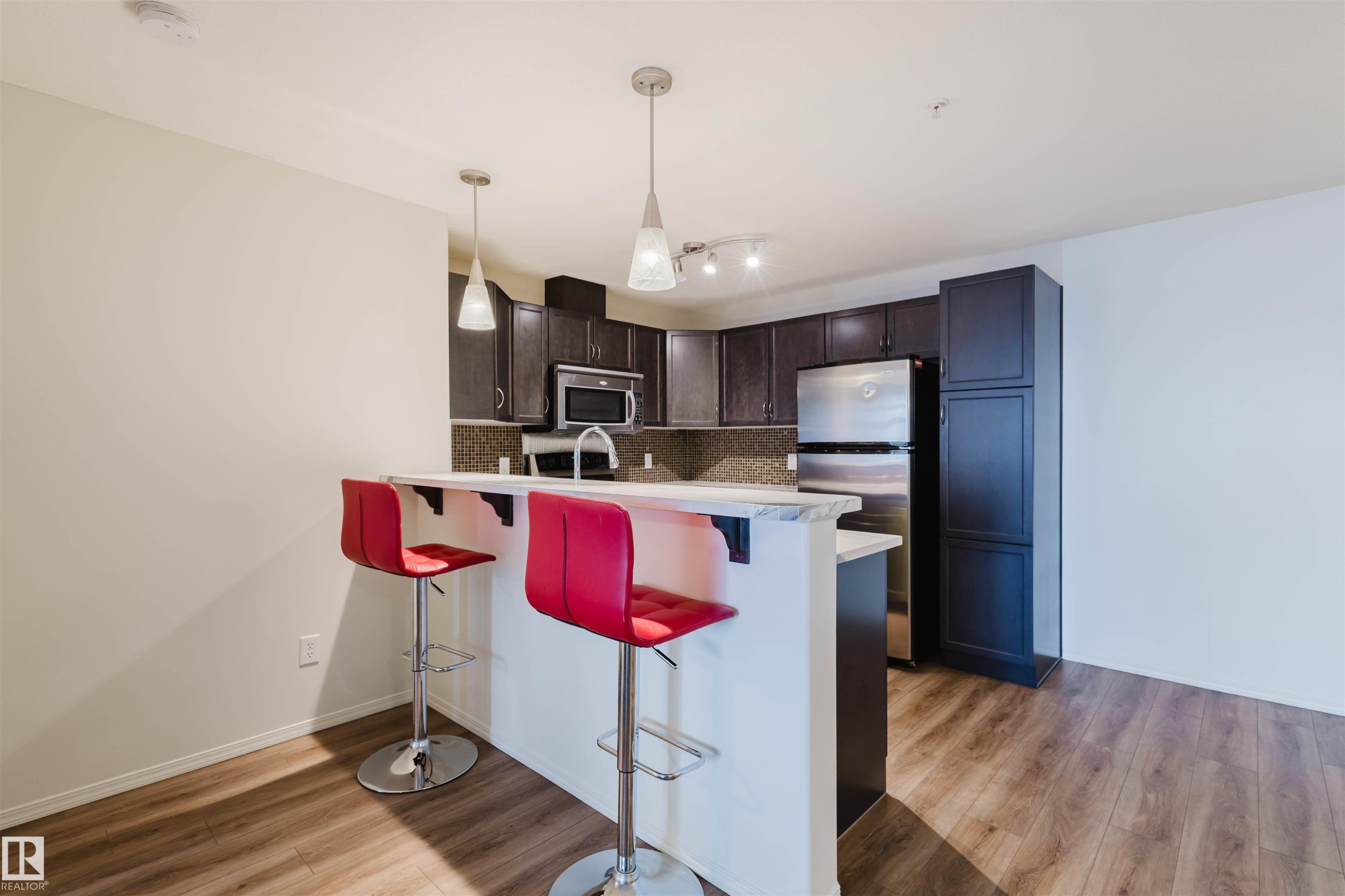 209 7909 71 Street, Edmonton, AB - Indoor Photo Showing Kitchen