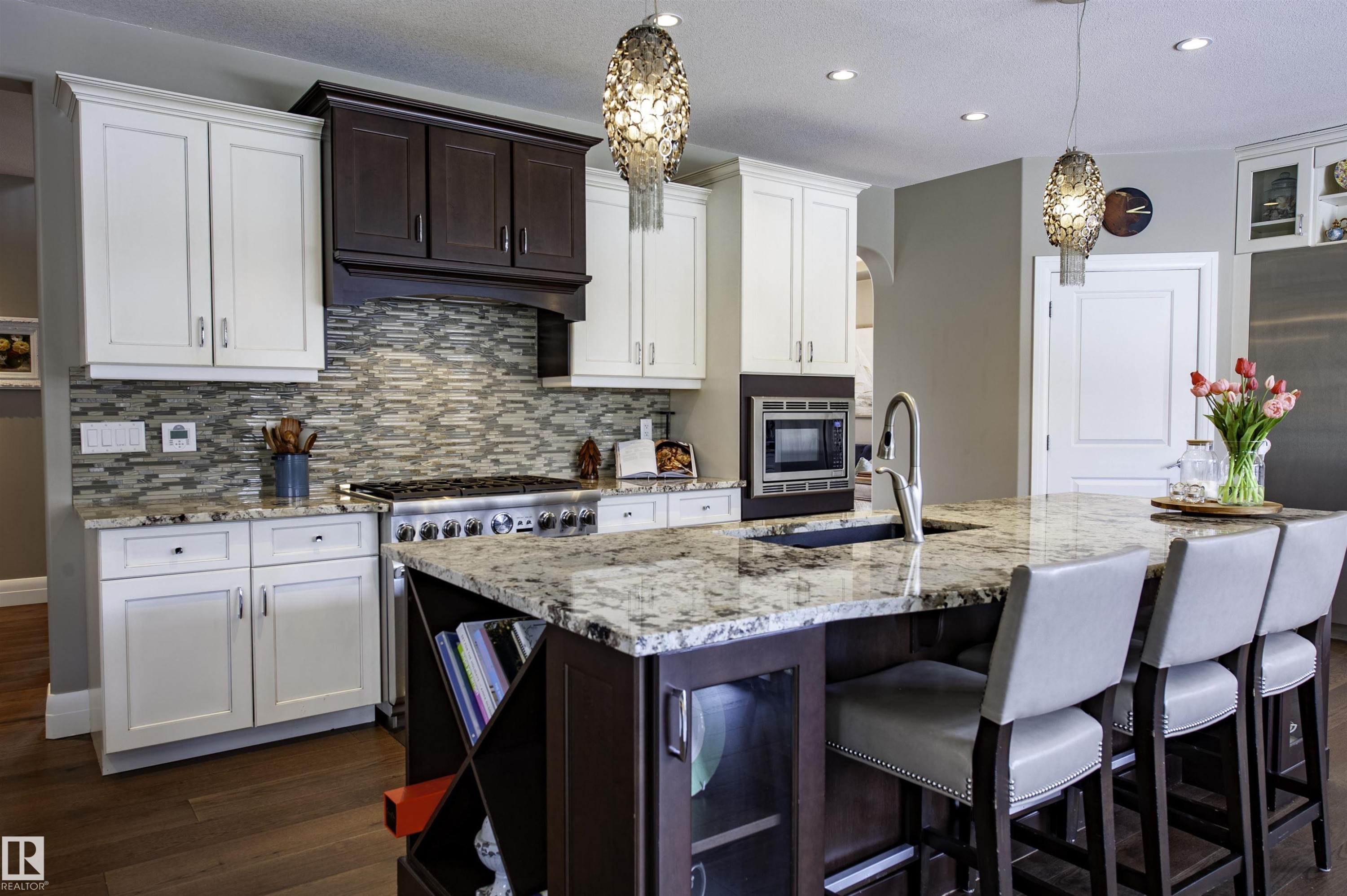 2525 Cameron Ravine Landing, Edmonton, AB - Indoor Photo Showing Kitchen With Upgraded Kitchen