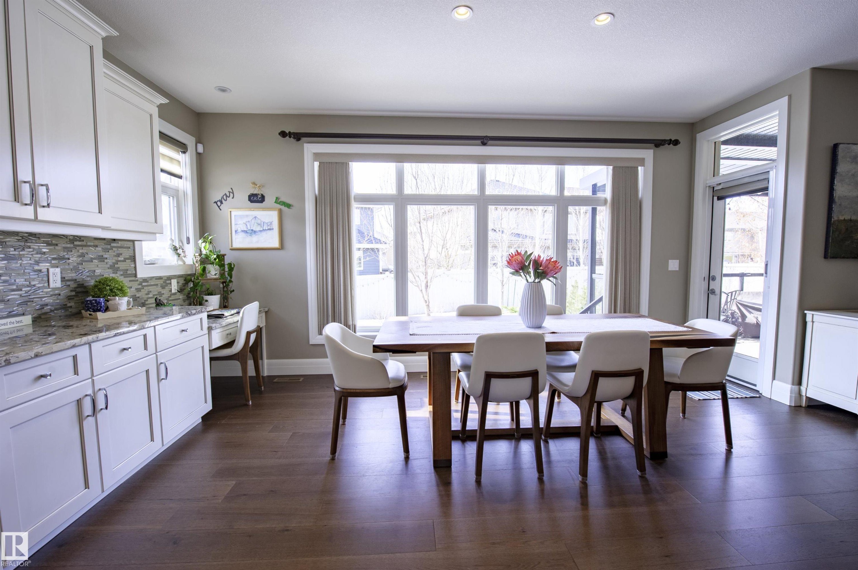 2525 Cameron Ravine Landing, Edmonton, AB - Indoor