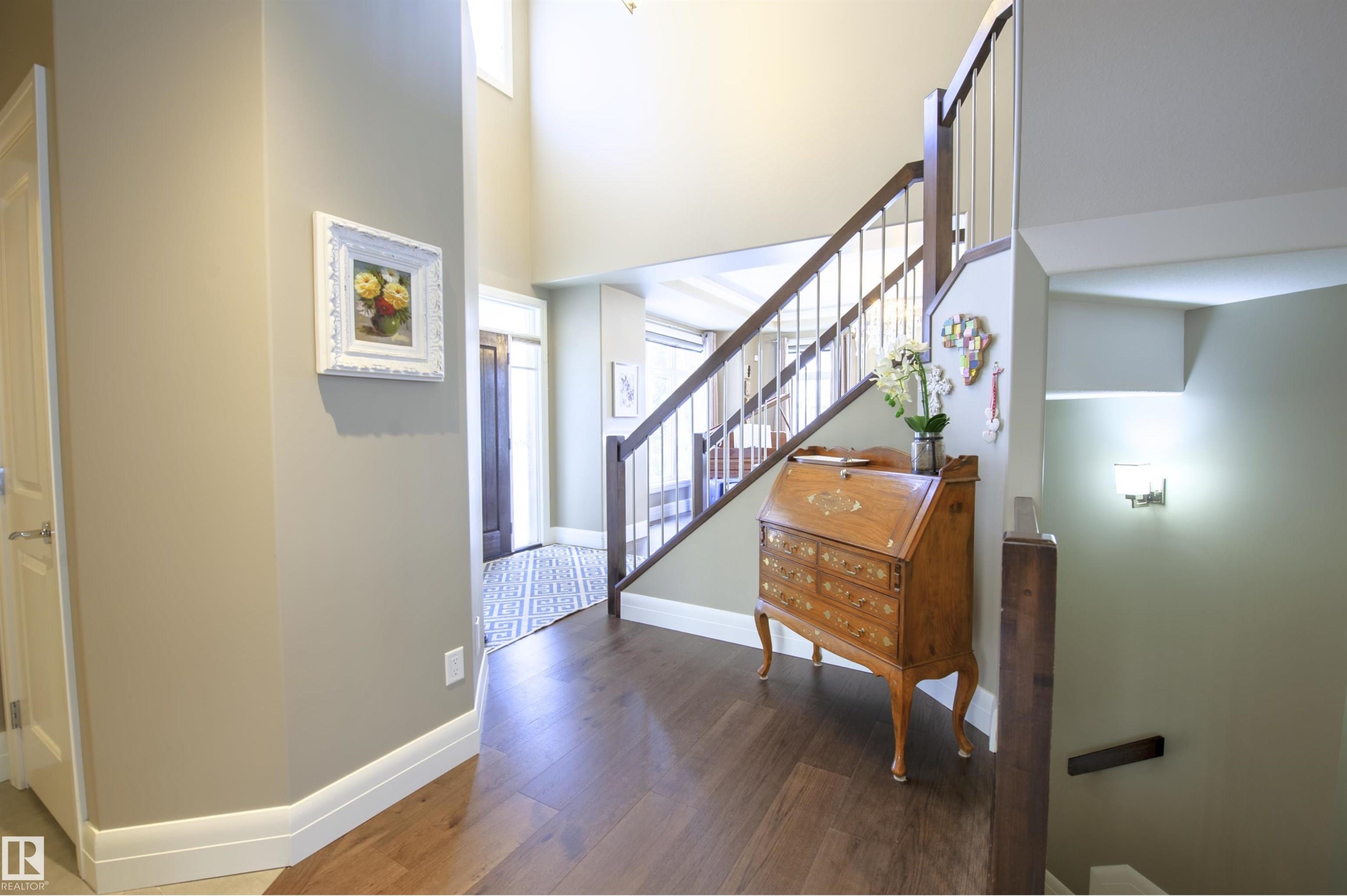 2525 Cameron Ravine Landing, Edmonton, AB - Indoor Photo Showing Other Room