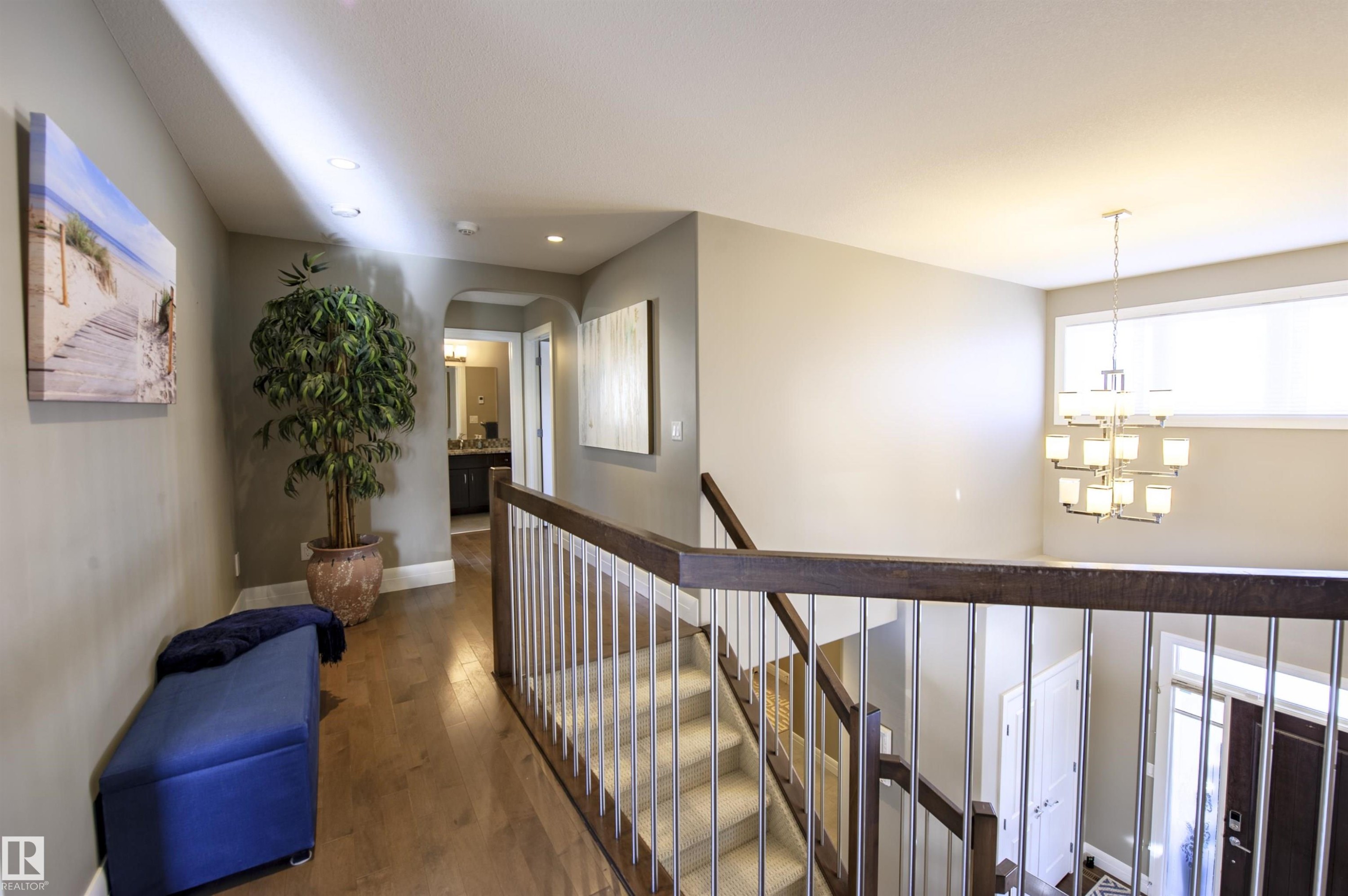 2525 Cameron Ravine Landing, Edmonton, AB - Indoor Photo Showing Other Room