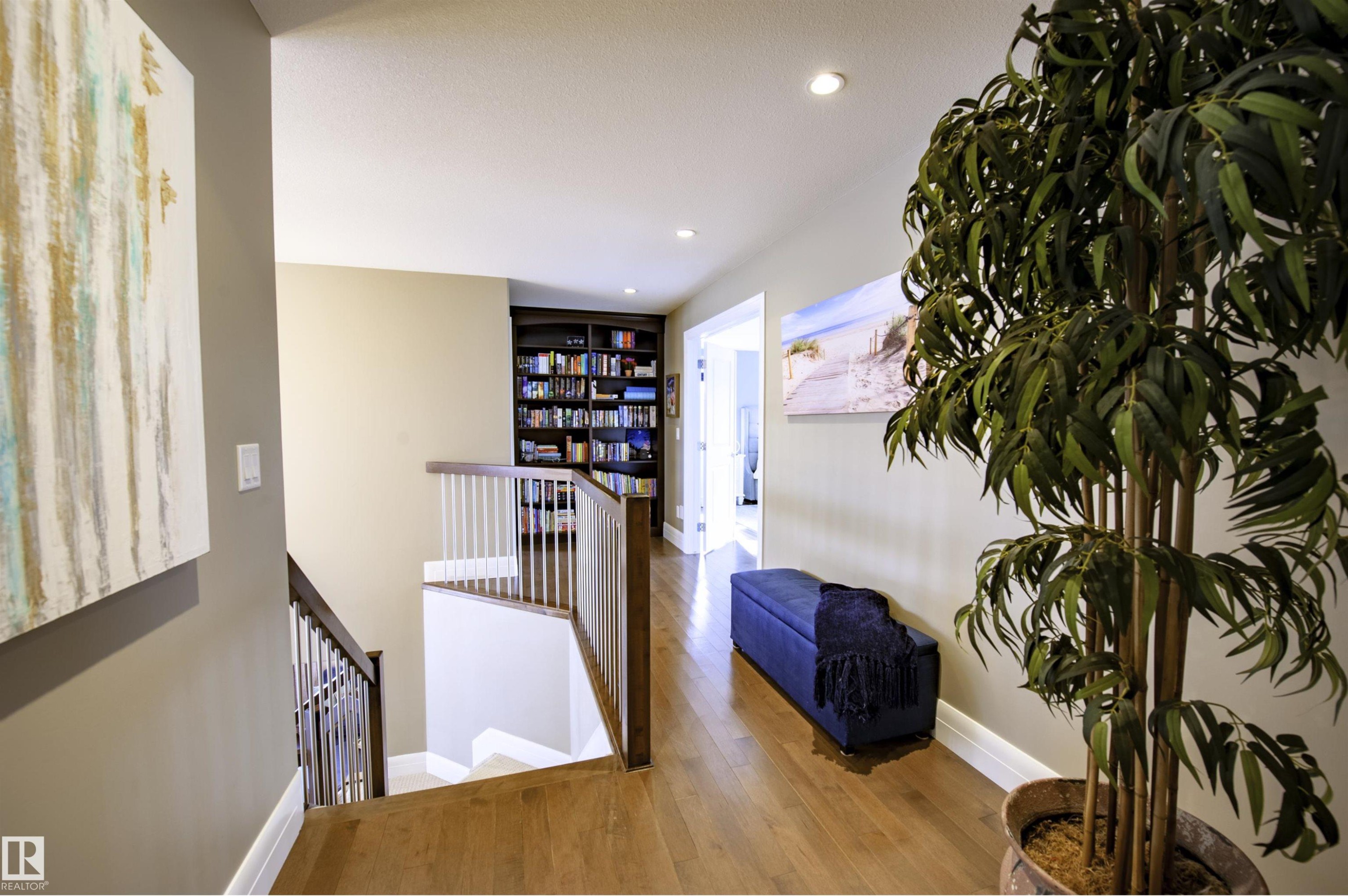 2525 Cameron Ravine Landing, Edmonton, AB - Indoor Photo Showing Other Room