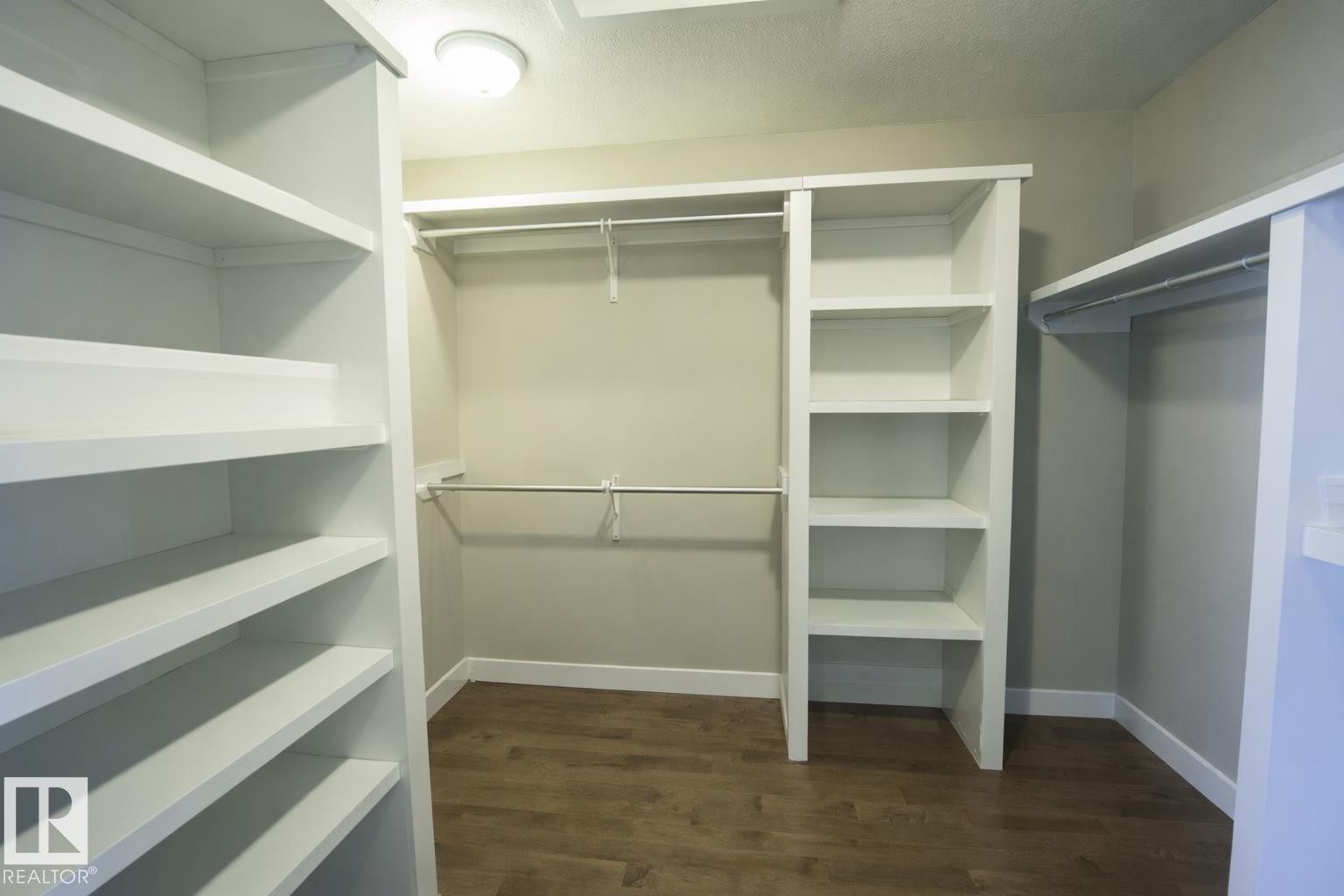 2525 Cameron Ravine Landing, Edmonton, AB - Indoor With Storage