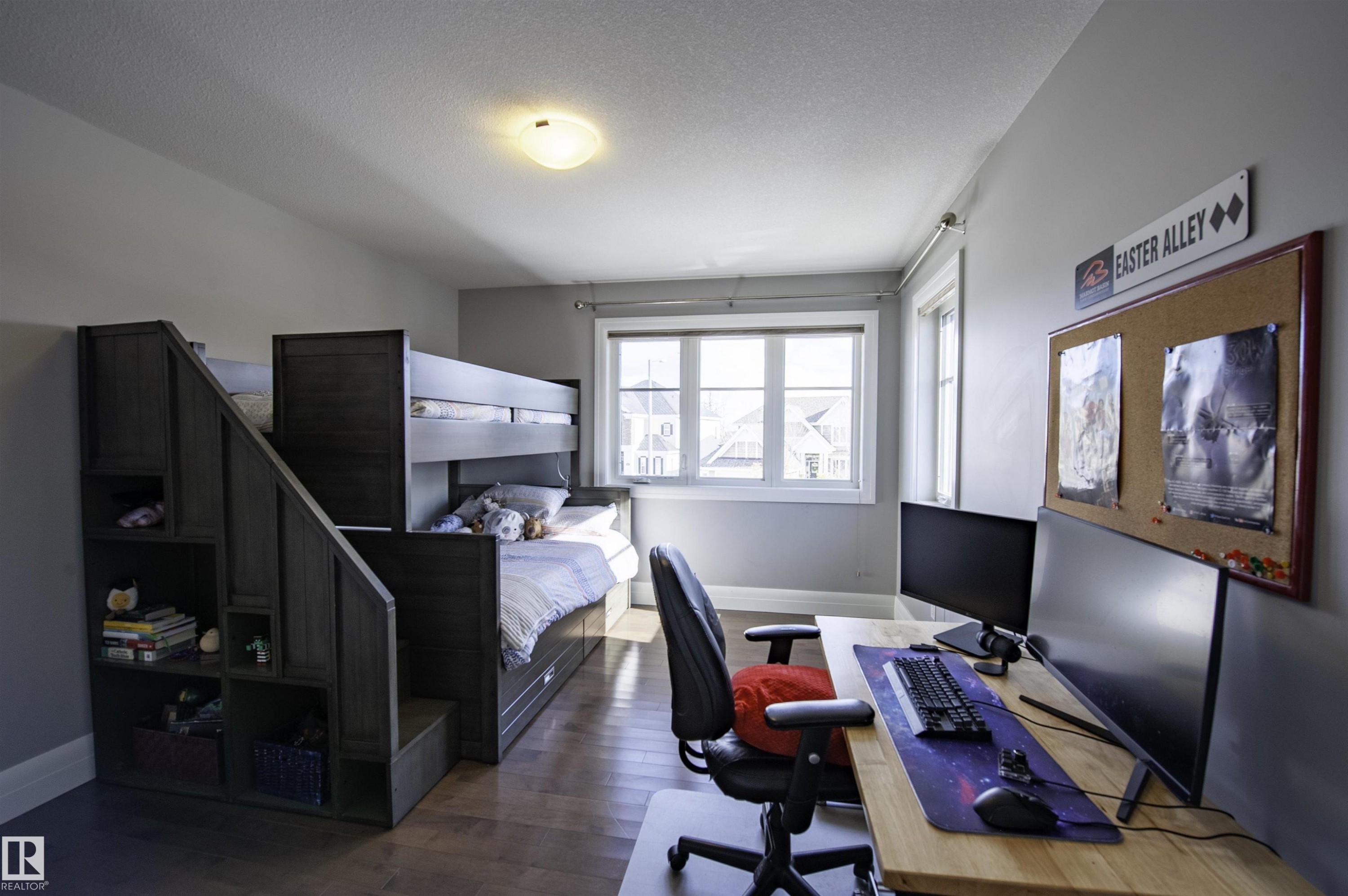2525 Cameron Ravine Landing, Edmonton, AB - Indoor Photo Showing Office