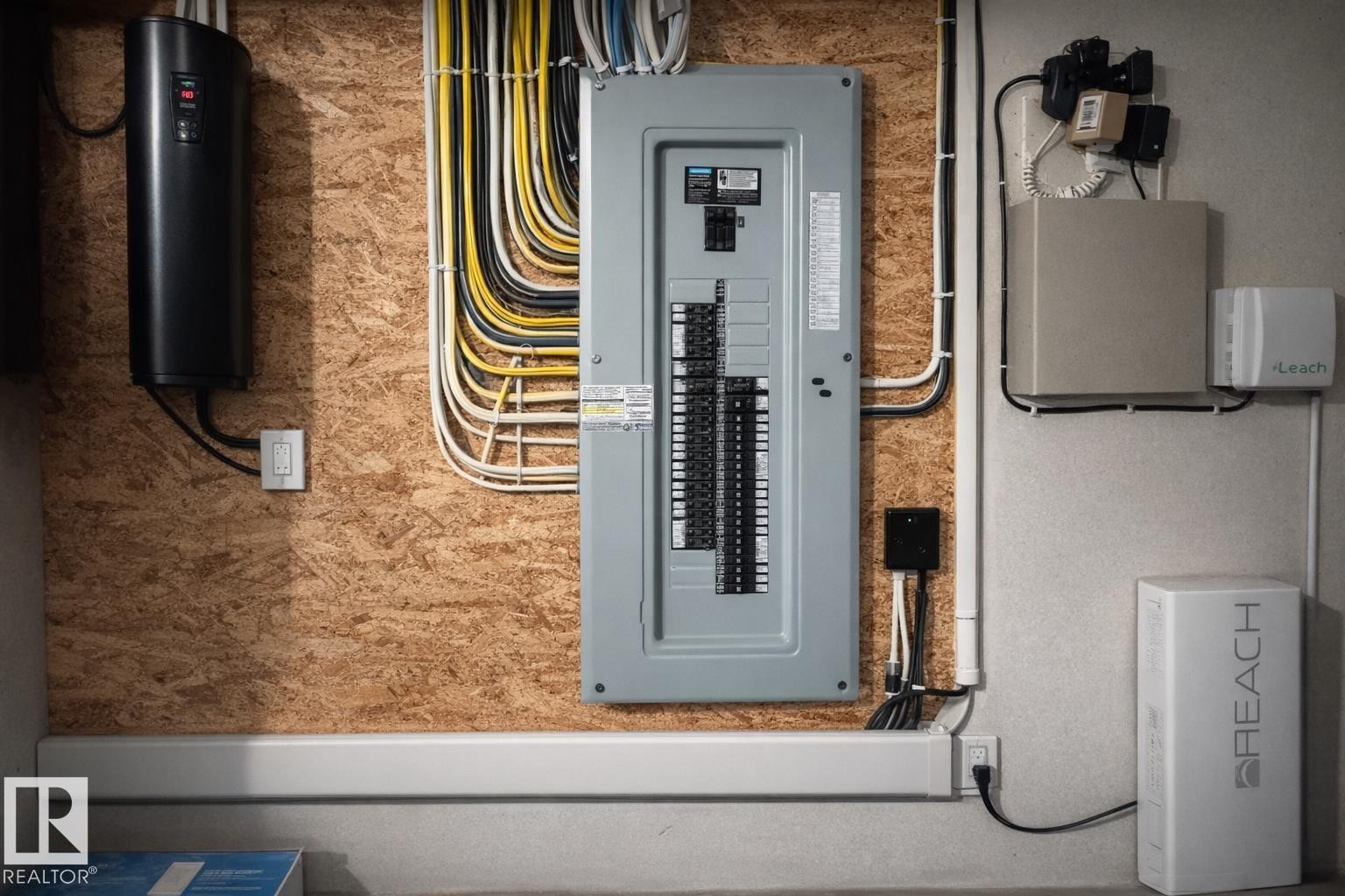 2525 Cameron Ravine Landing, Edmonton, AB - Indoor Photo Showing Basement