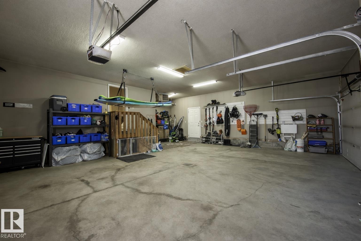 2525 Cameron Ravine Landing, Edmonton, AB - Indoor Photo Showing Garage