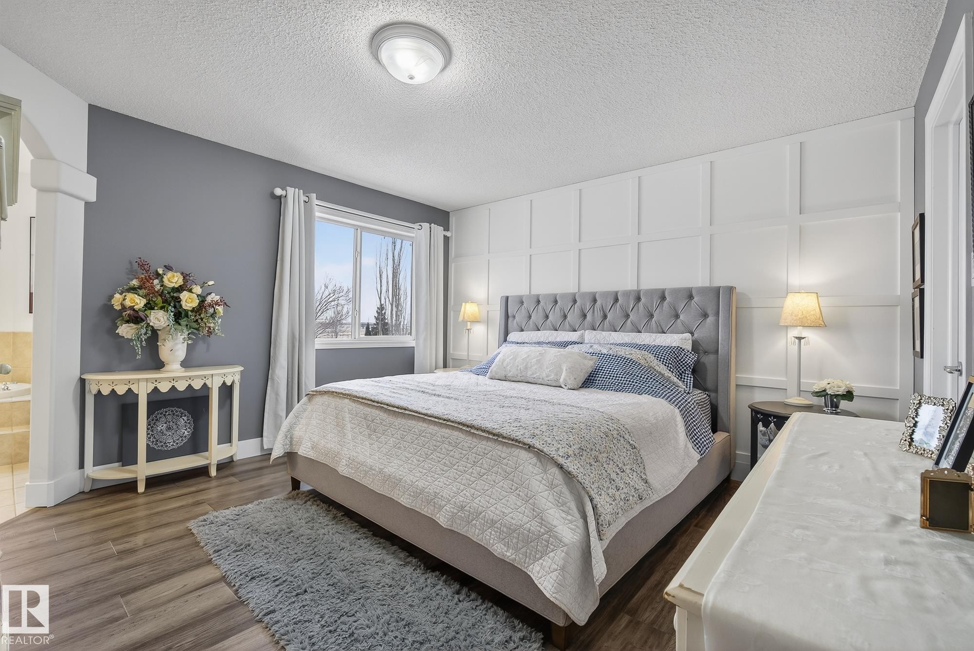 121 Galland Crescent, Edmonton, AB - Indoor Photo Showing Bedroom