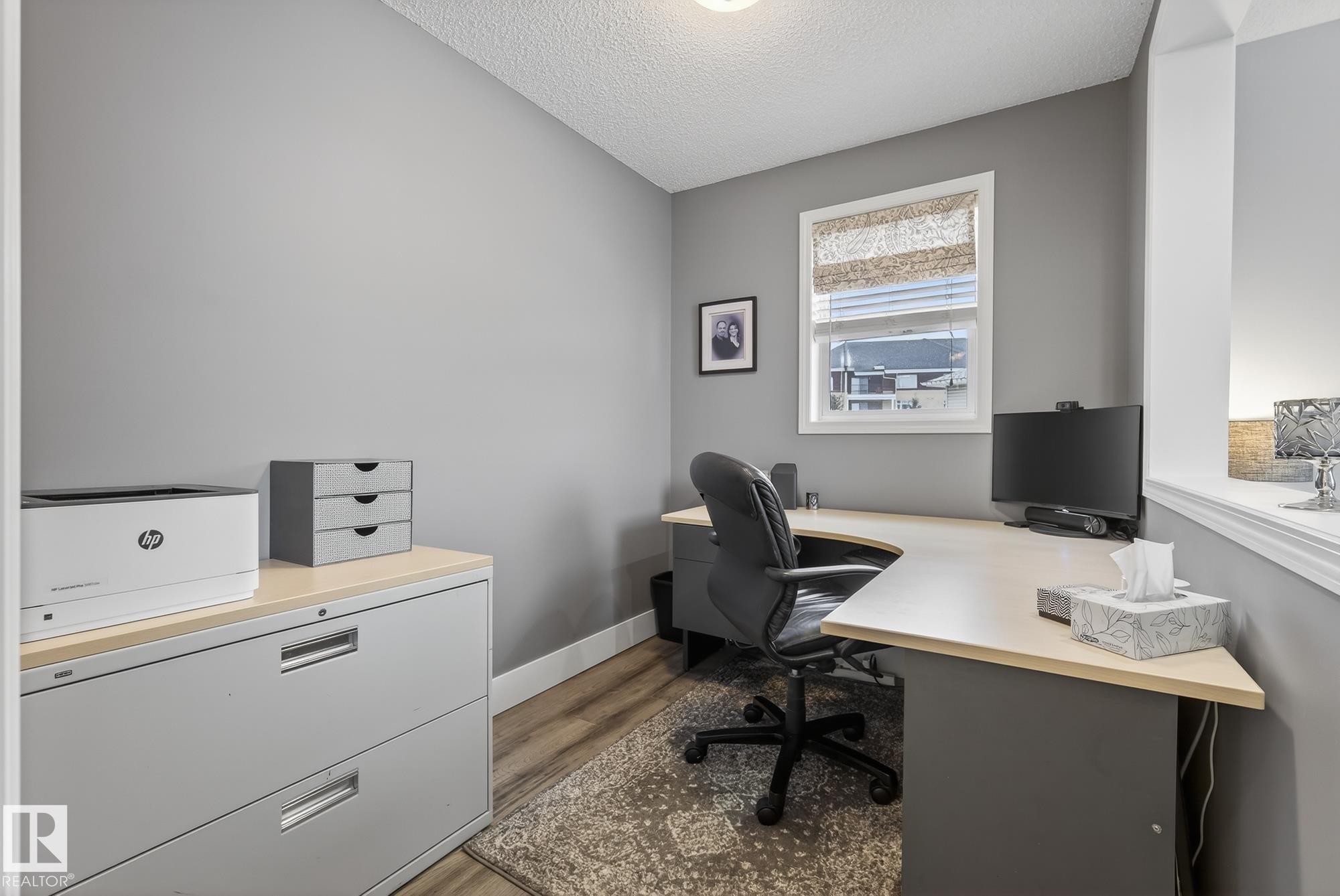 121 Galland Crescent, Edmonton, AB - Indoor Photo Showing Office