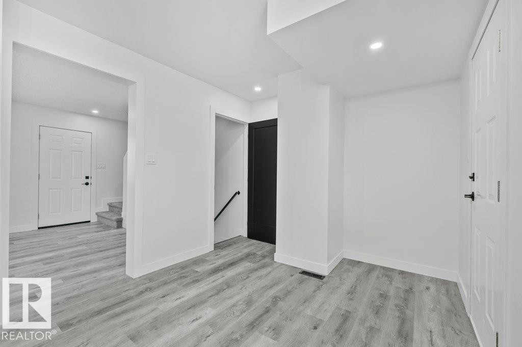 72 Habitat Crescent, Edmonton, AB - Indoor Photo Showing Other Room