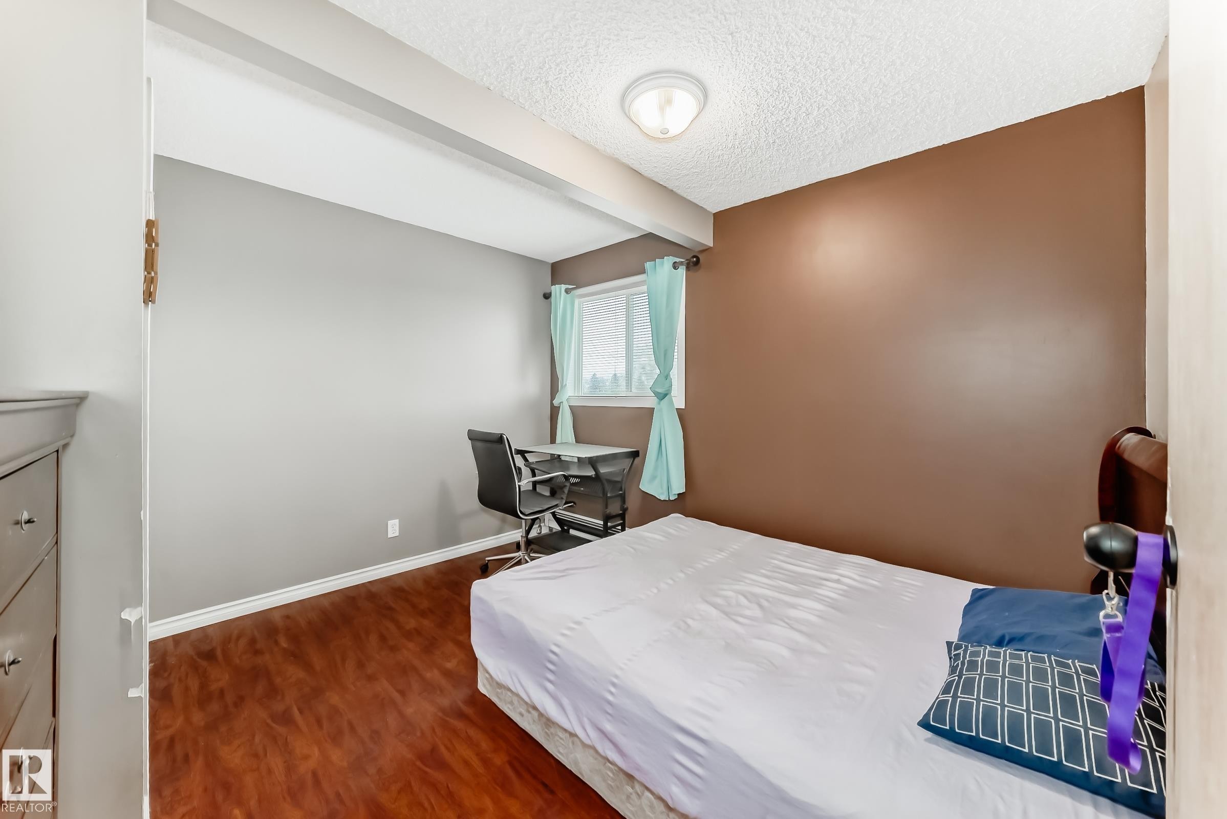 305 12710 127 Street, Edmonton, AB - Indoor Photo Showing Bedroom