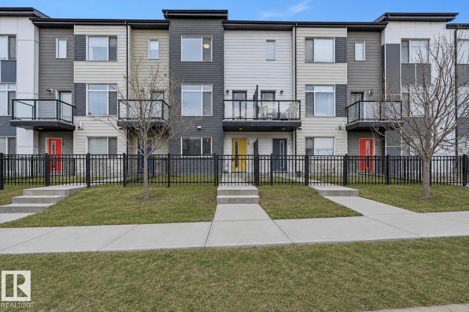 16 804 Welsh Drive, Edmonton, AB - Outdoor With Balcony With Facade