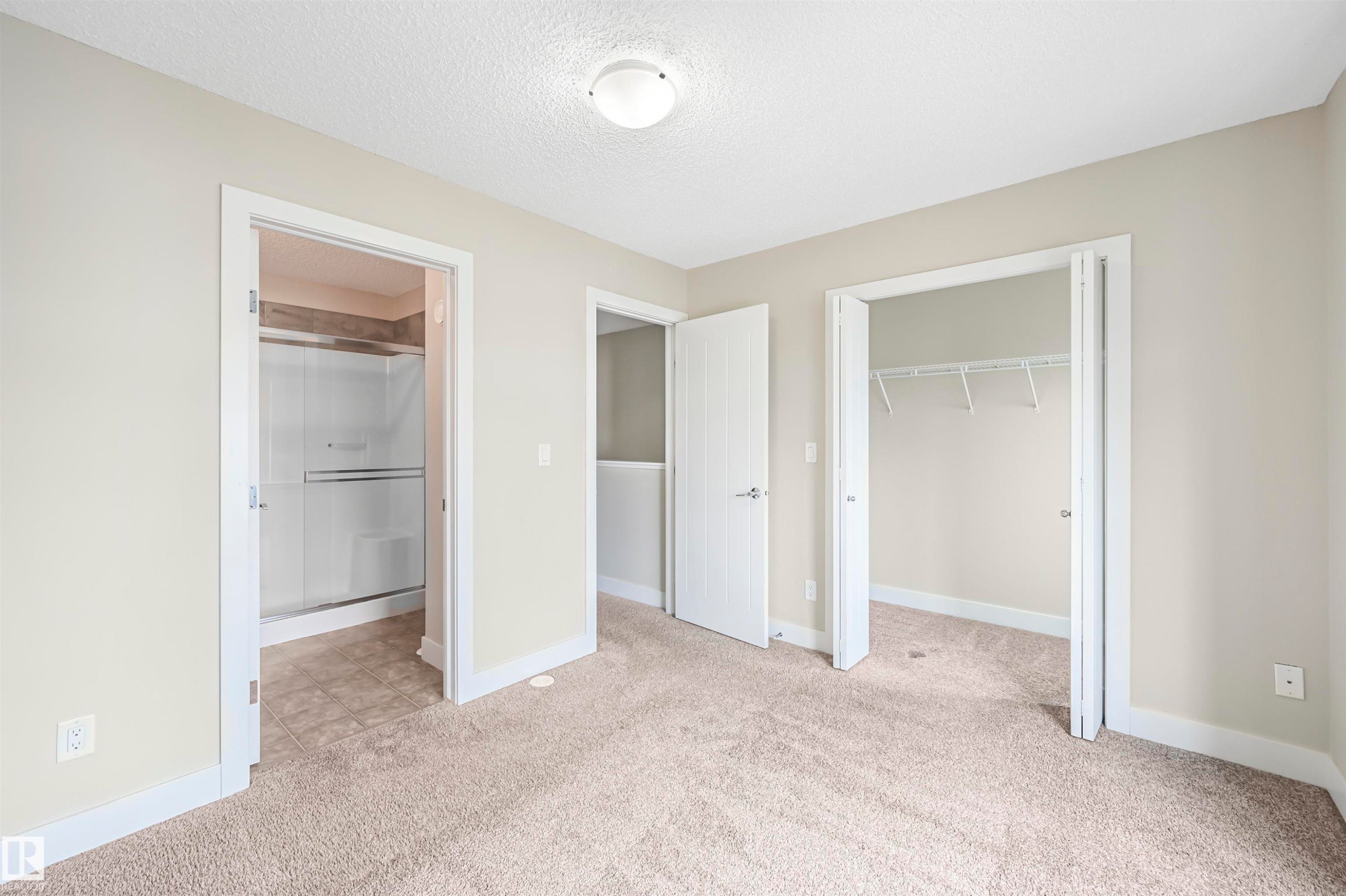 102 804 Welsh Drive, Edmonton, AB - Indoor