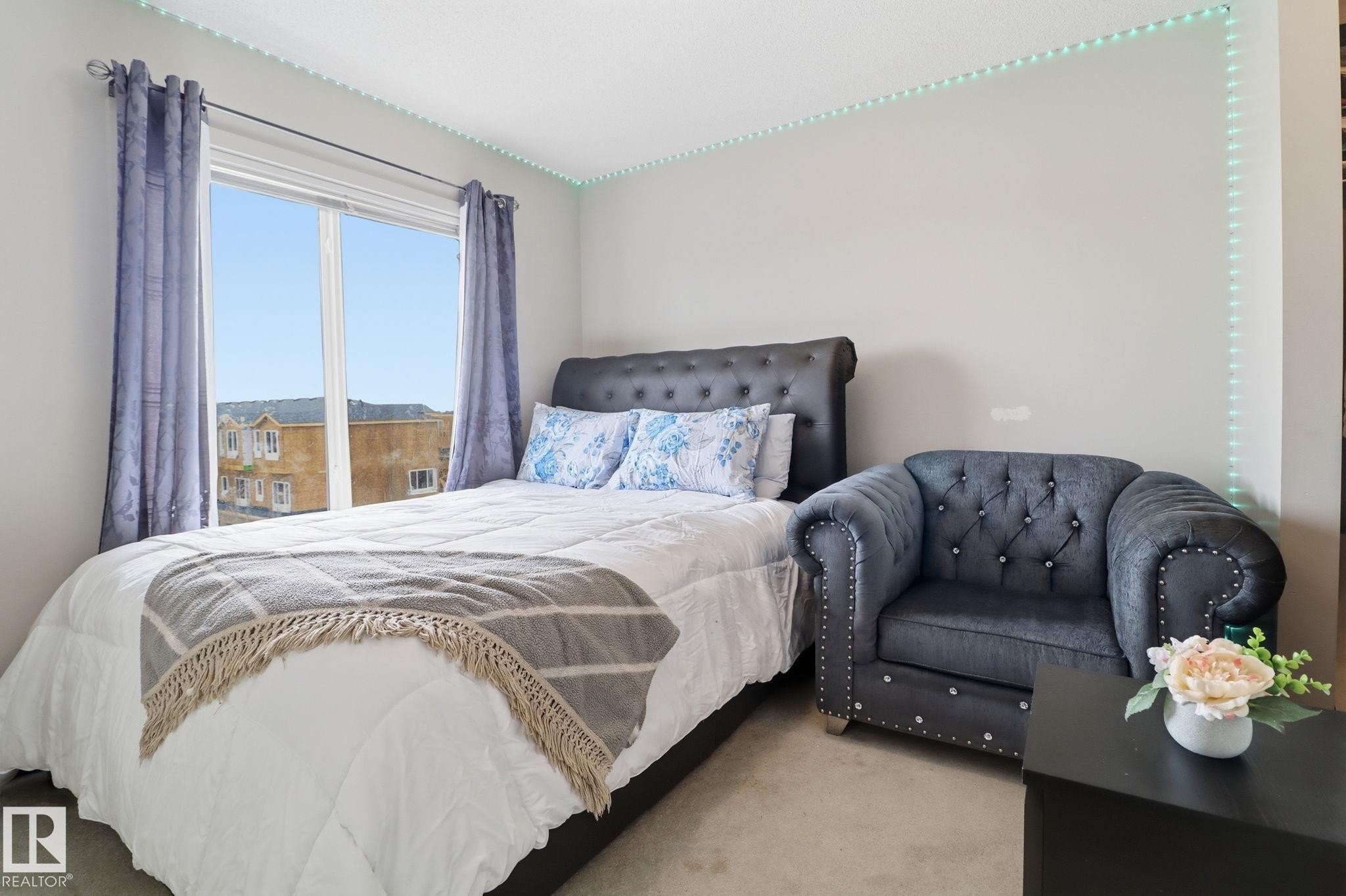 432 390 Windermere Road Nw, Edmonton, AB - Indoor Photo Showing Bedroom