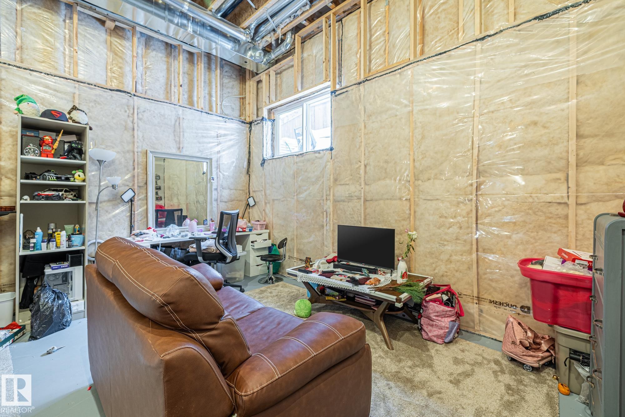 17227 3 Street, Edmonton, AB - Indoor