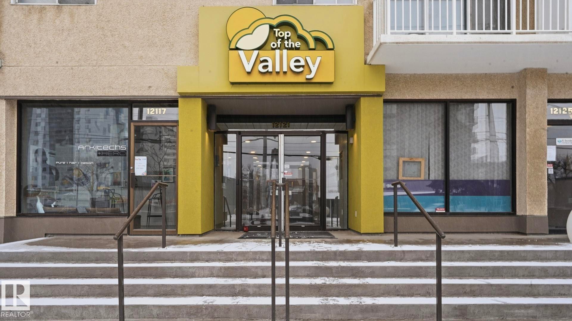 406 12121 Jasper Avenue, Edmonton, AB - Outdoor