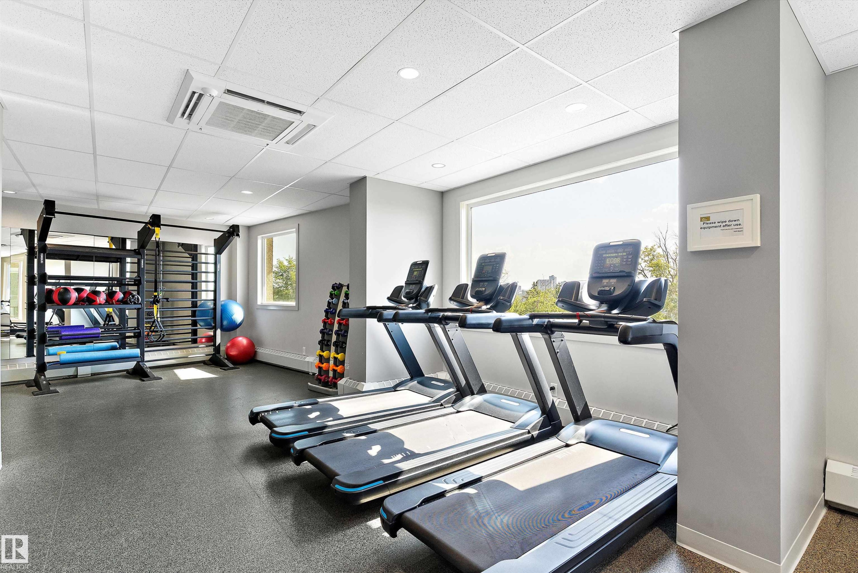 1401 12141 Jasper Avenue, Edmonton, AB - Indoor Photo Showing Gym Room