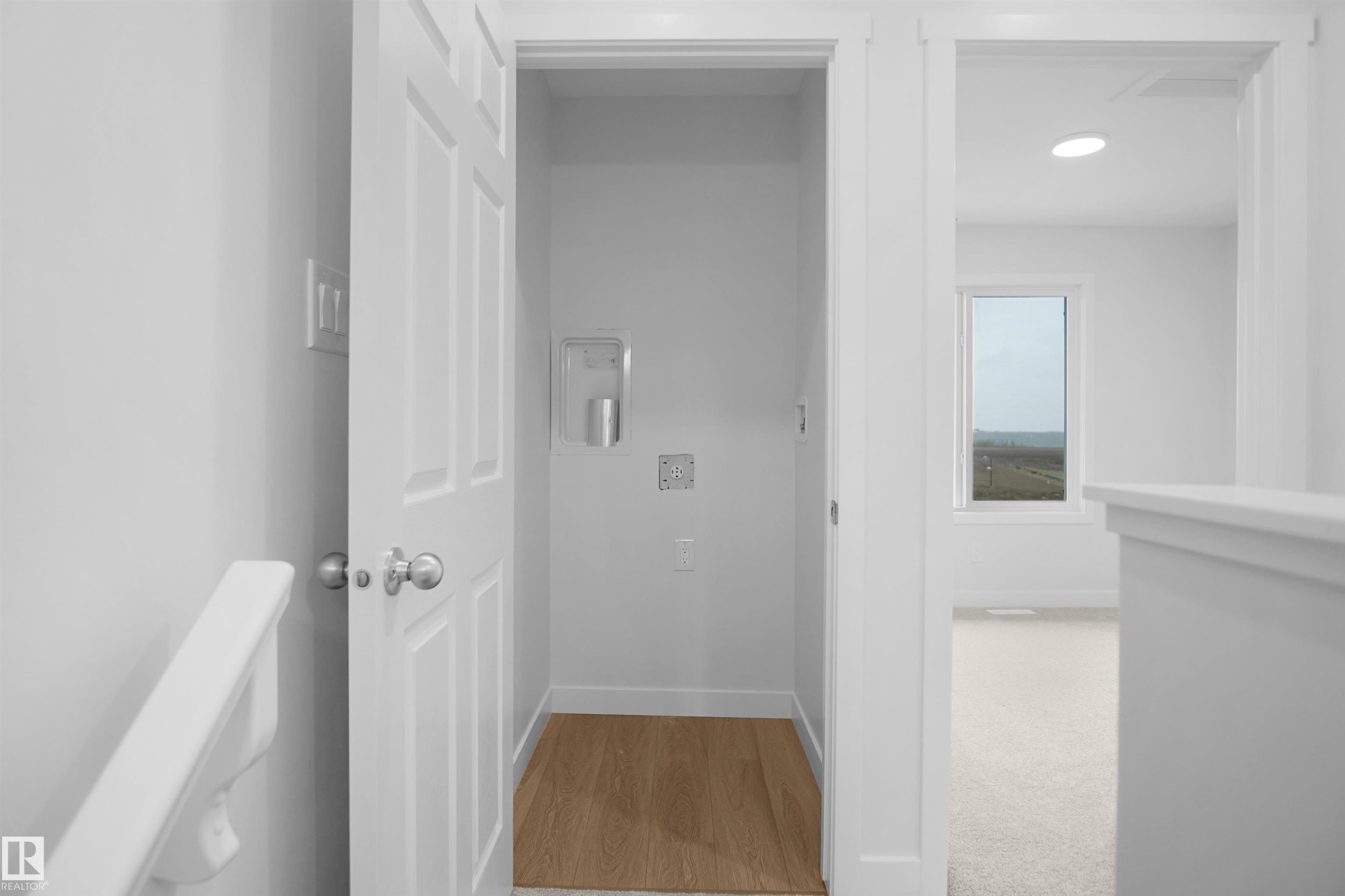 5145 River'S Edge Way Nw, Edmonton, AB - Indoor Photo Showing Other Room
