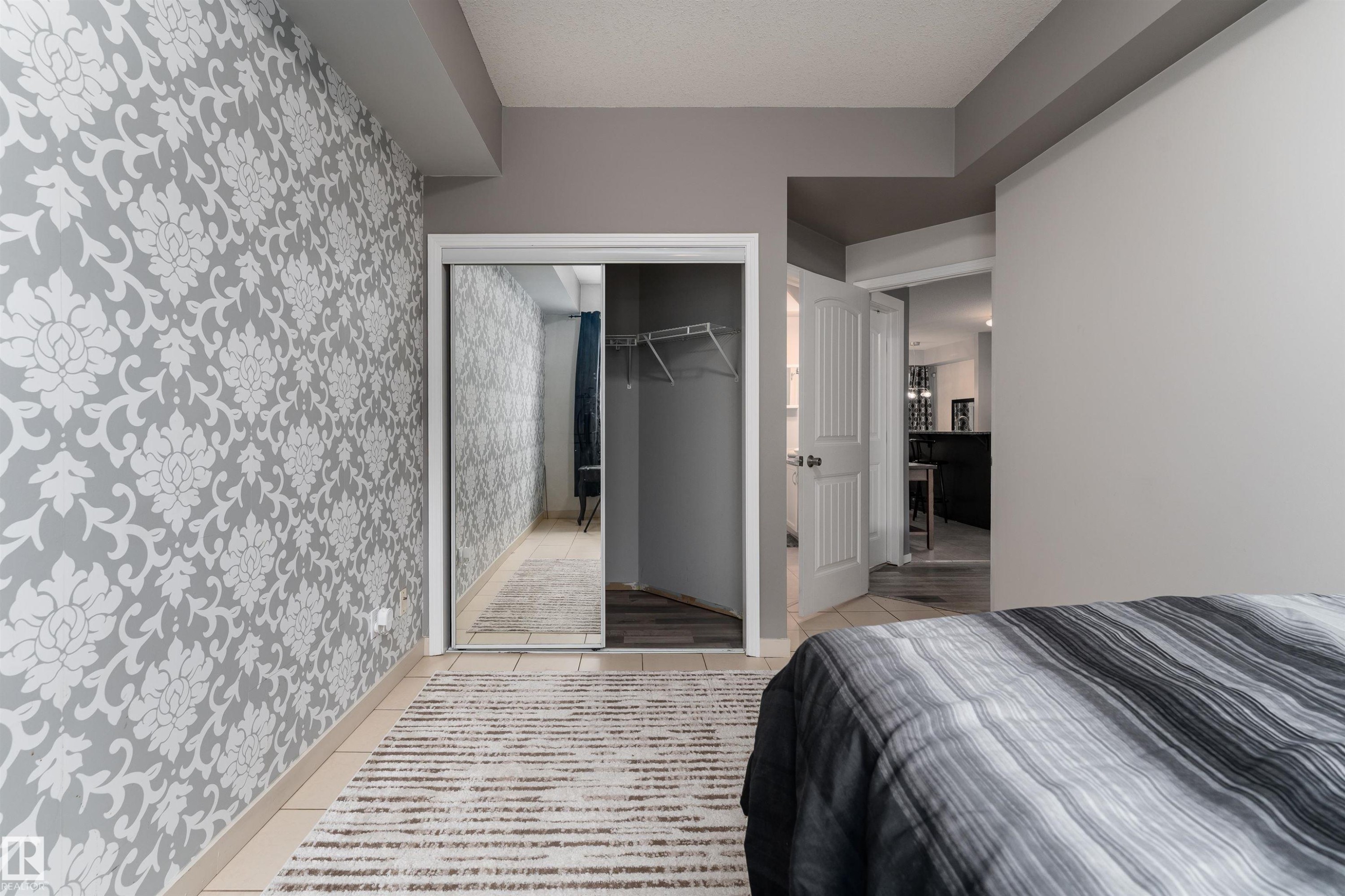 108 8619 111 Street, Edmonton, AB - Indoor Photo Showing Bedroom