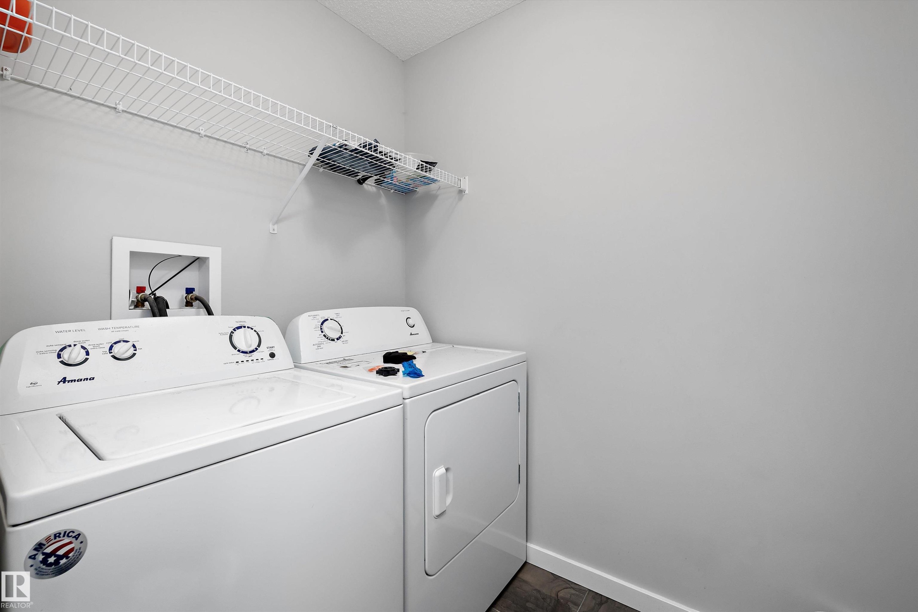 7 Stout Place, Leduc, AB - Indoor Photo Showing Laundry Room