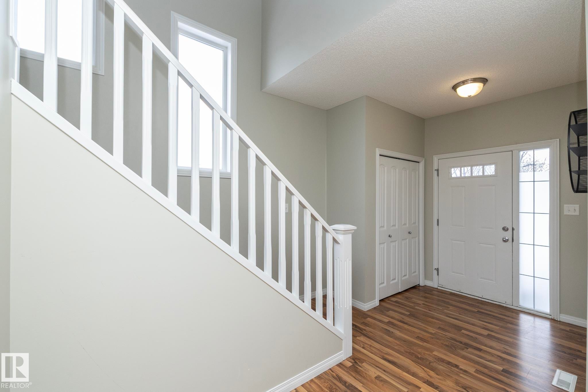 1897 Rutherford Road, Edmonton, AB - Indoor Photo Showing Other Room