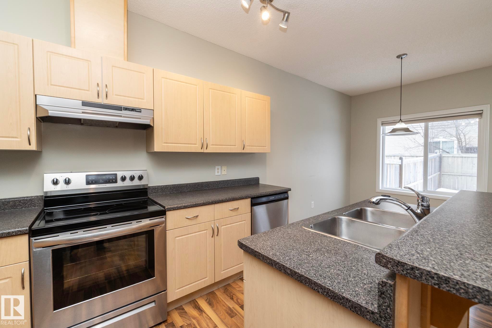 1897 Rutherford Road, Edmonton, AB - Indoor Photo Showing Kitchen With Double Sink