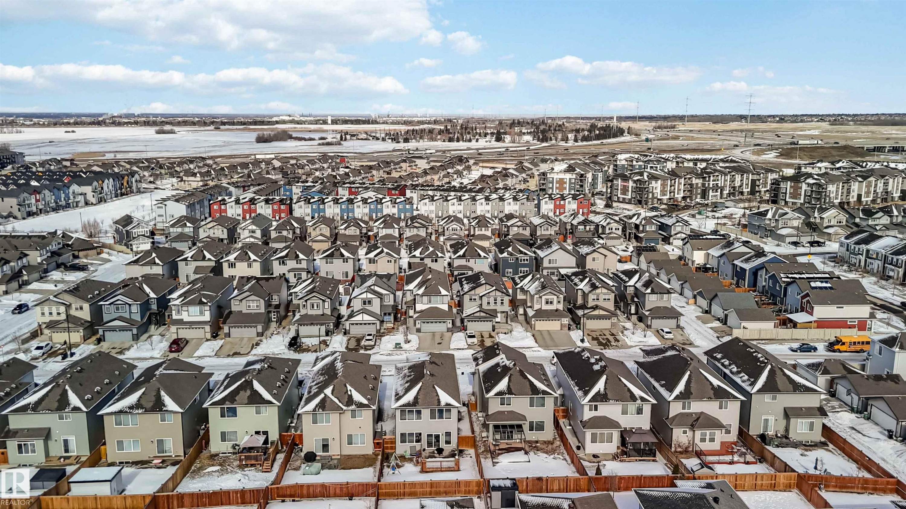 435 41 Avenue, Edmonton, AB - Outdoor With View