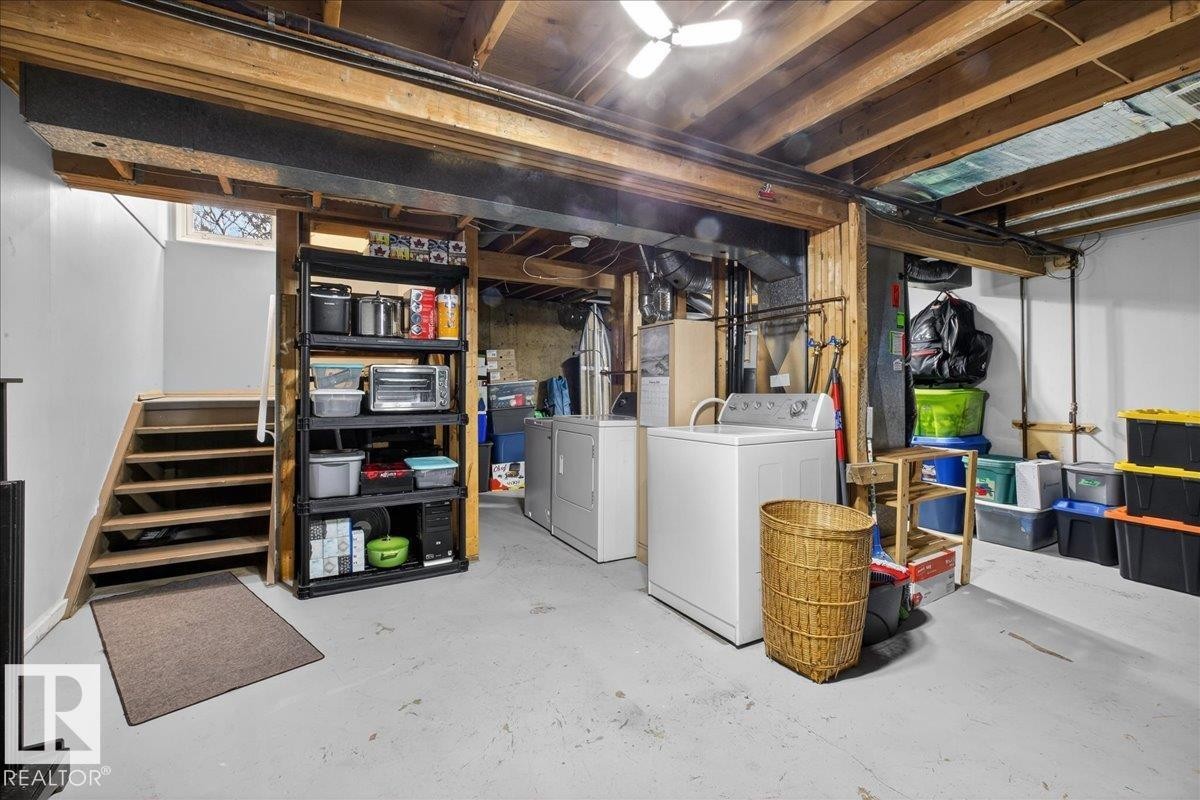 474 Abbottsfield Road, Edmonton, AB - Indoor