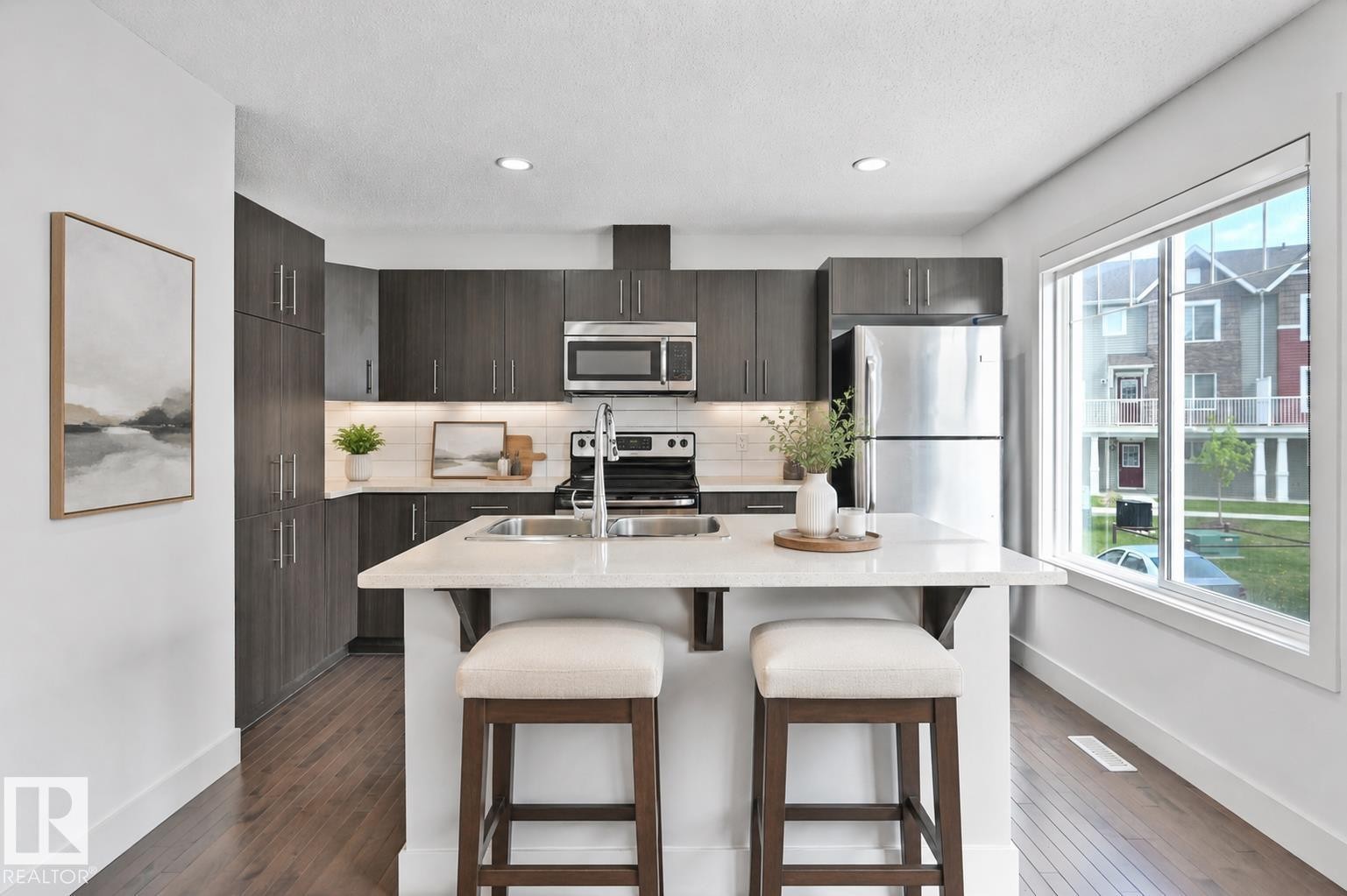 Virtually staged - 35 2922 Maple Way, Edmonton, AB - Indoor Photo Showing Kitchen With Stainless Steel Kitchen With Double Sink With Upgraded Kitchen