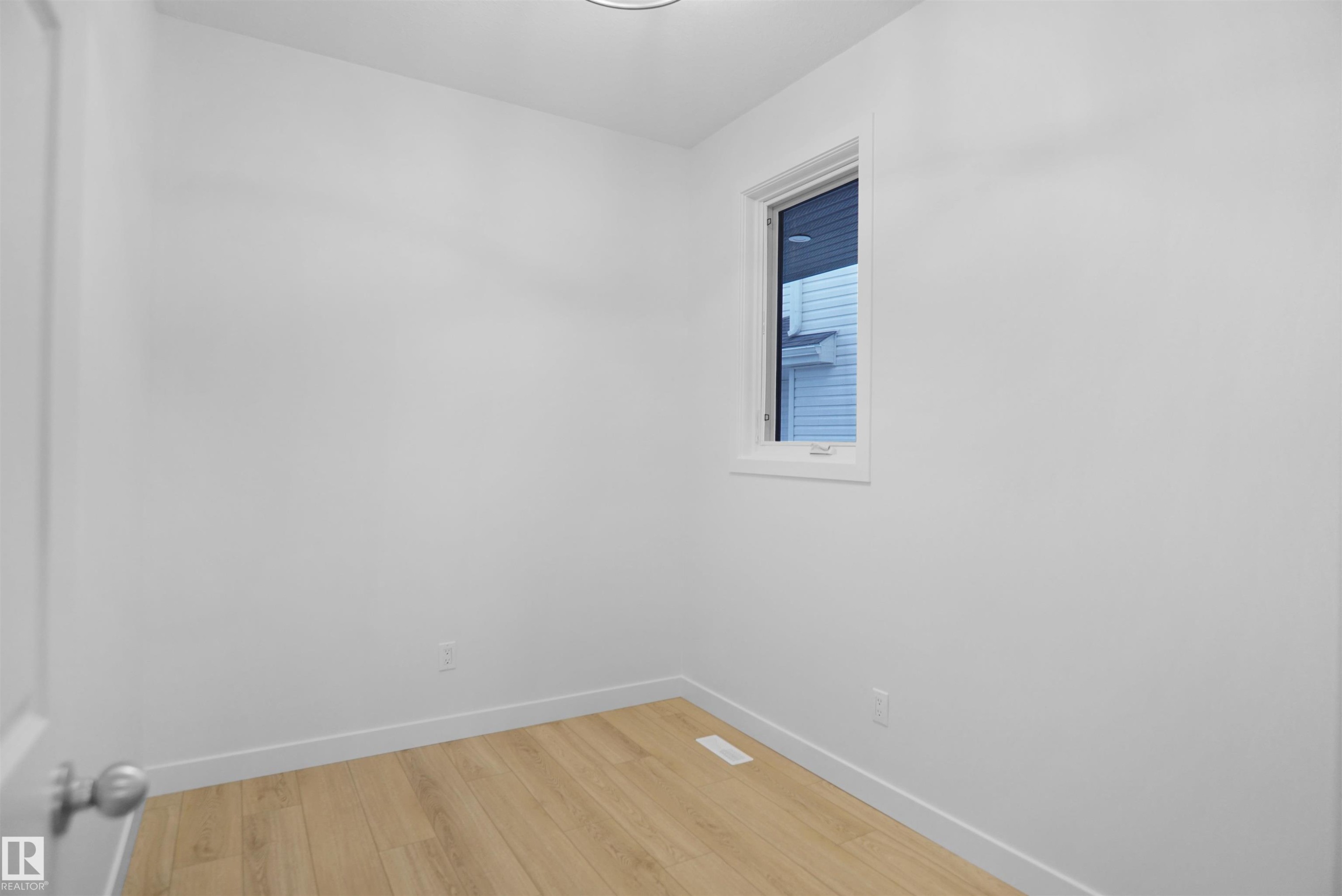 2250 194A Street, Edmonton, AB - Indoor Photo Showing Other Room