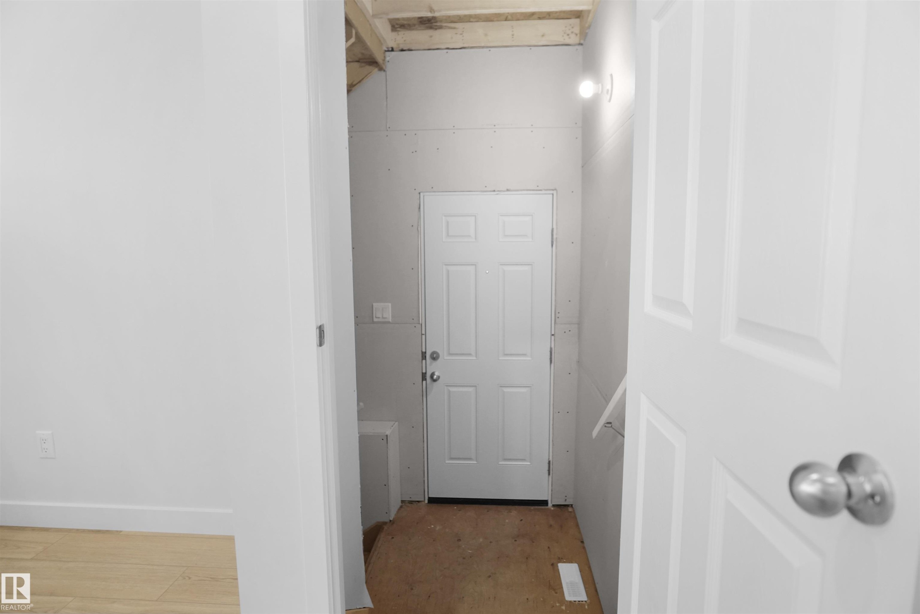 2250 194A Street, Edmonton, AB - Indoor Photo Showing Other Room
