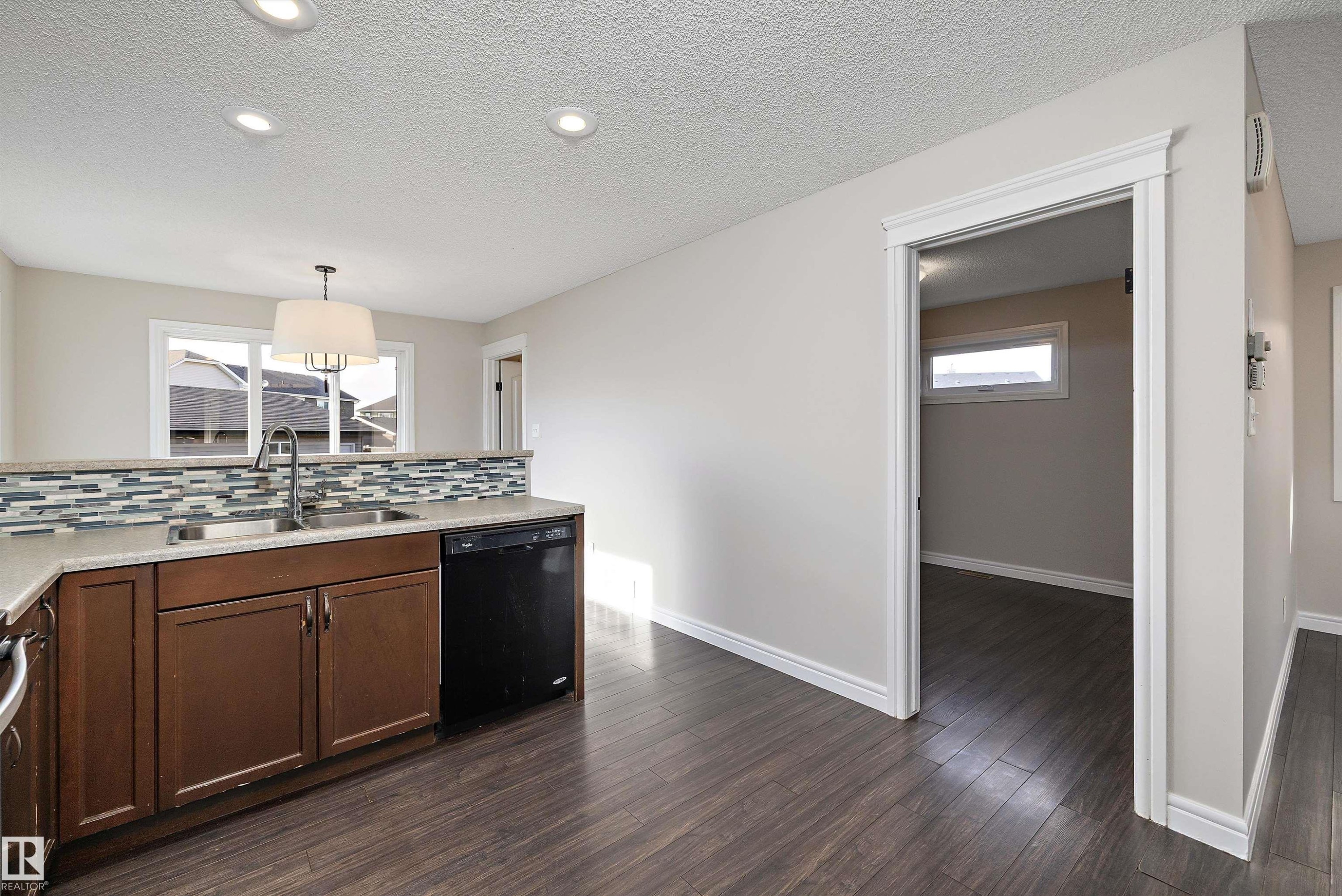 1104 161 Street, Edmonton, AB - Indoor Photo Showing Kitchen With Double Sink