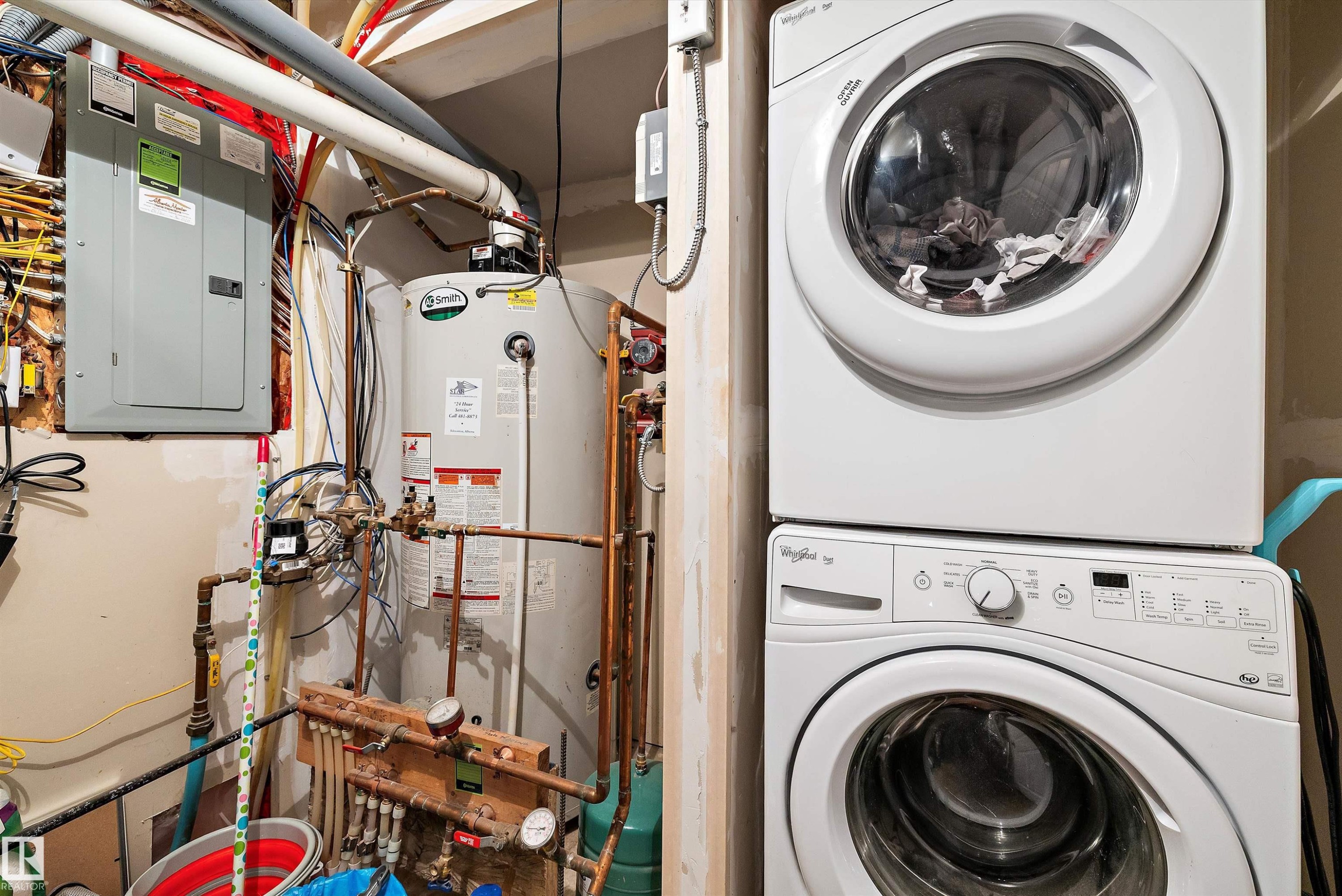 1104 161 Street, Edmonton, AB - Indoor Photo Showing Laundry Room