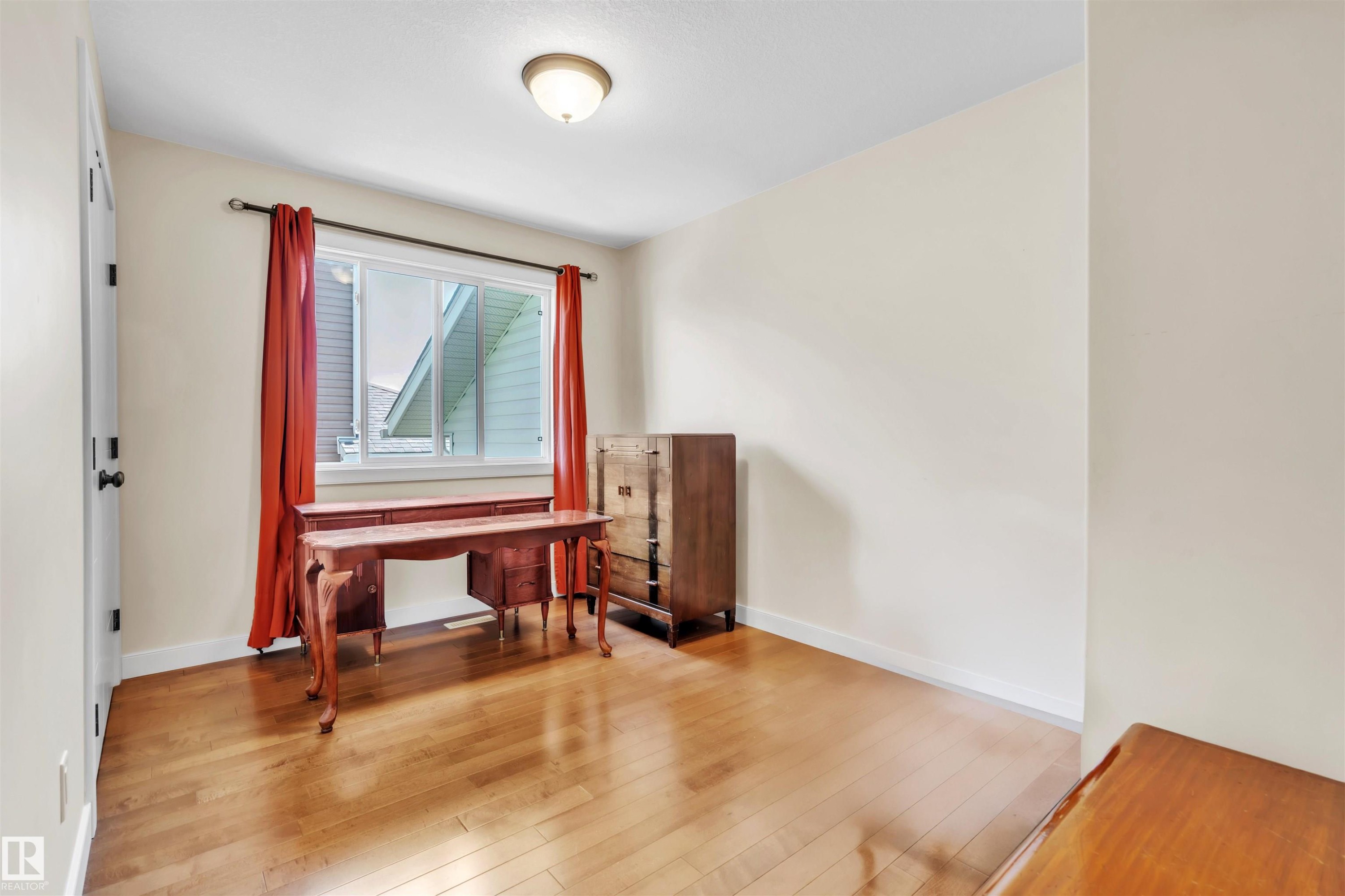 702 Pheasant Close, Cold Lake, AB - Indoor Photo Showing Other Room