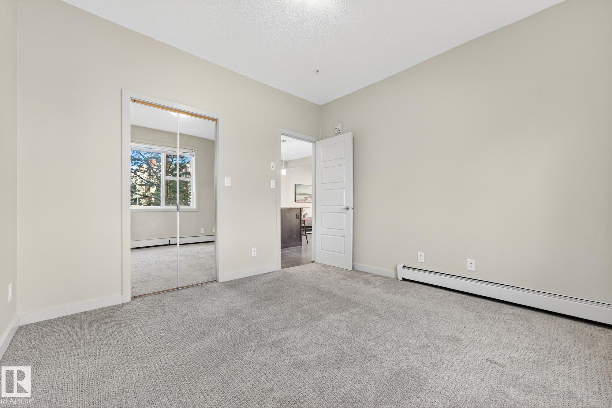 247 308 Ambleside Link, Edmonton, AB - Indoor Photo Showing Other Room