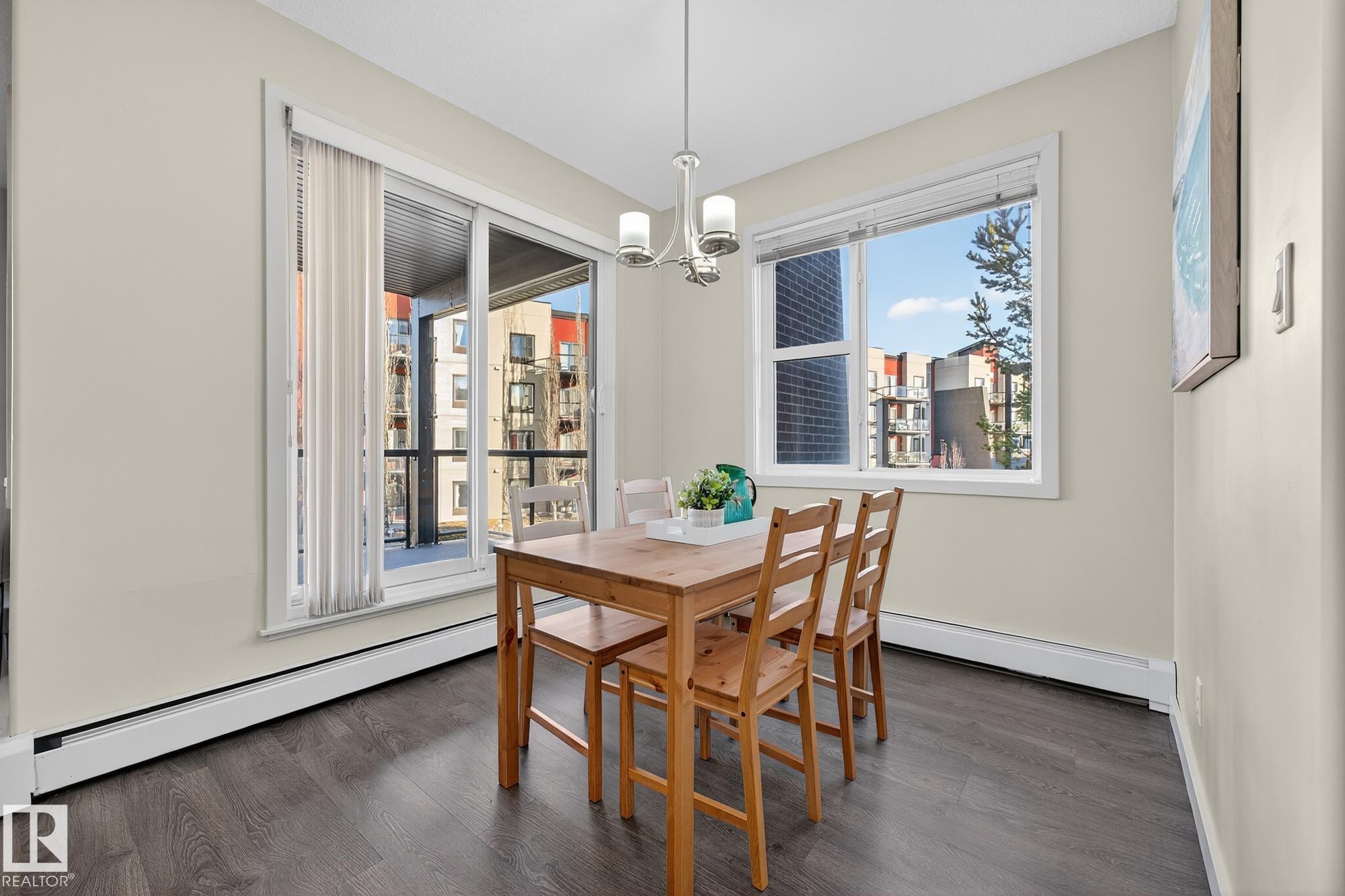 247 308 Ambleside Link, Edmonton, AB - Indoor Photo Showing Dining Room