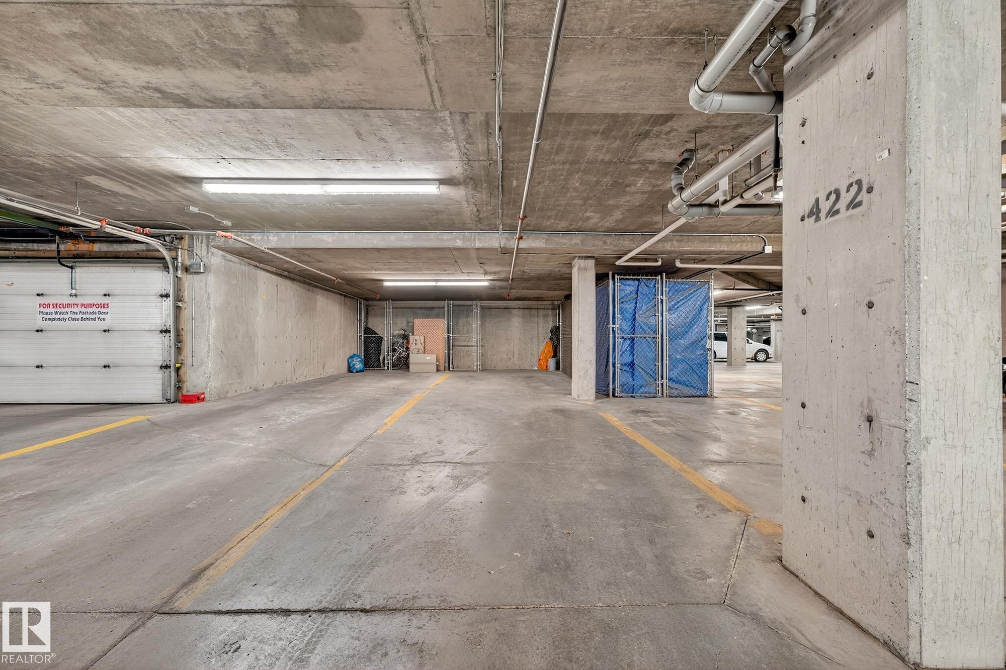 247 308 Ambleside Link, Edmonton, AB - Indoor Photo Showing Garage