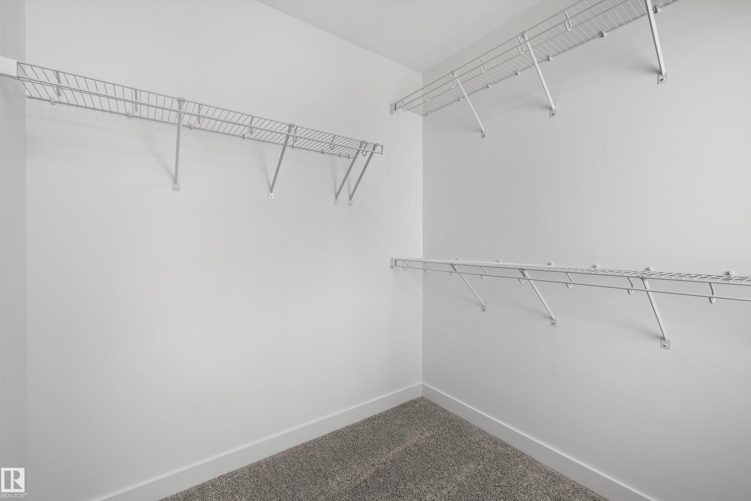 19111 20 Avenue, Edmonton, AB - Indoor With Storage