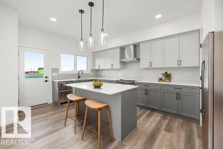 19115 20 Avenue Nw, Edmonton, AB - Indoor Photo Showing Kitchen With Upgraded Kitchen