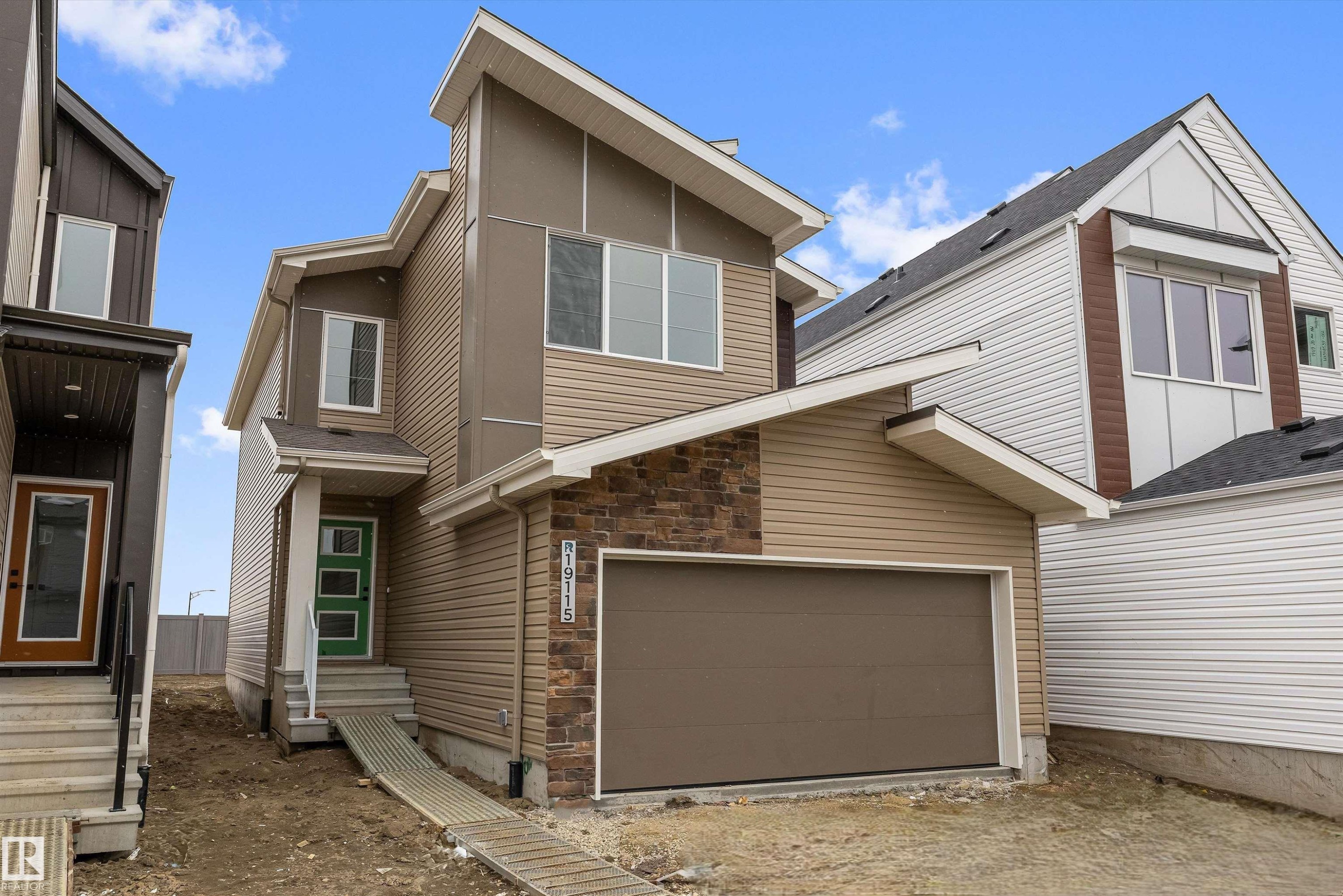 19115 20 Avenue Nw, Edmonton, AB - Outdoor