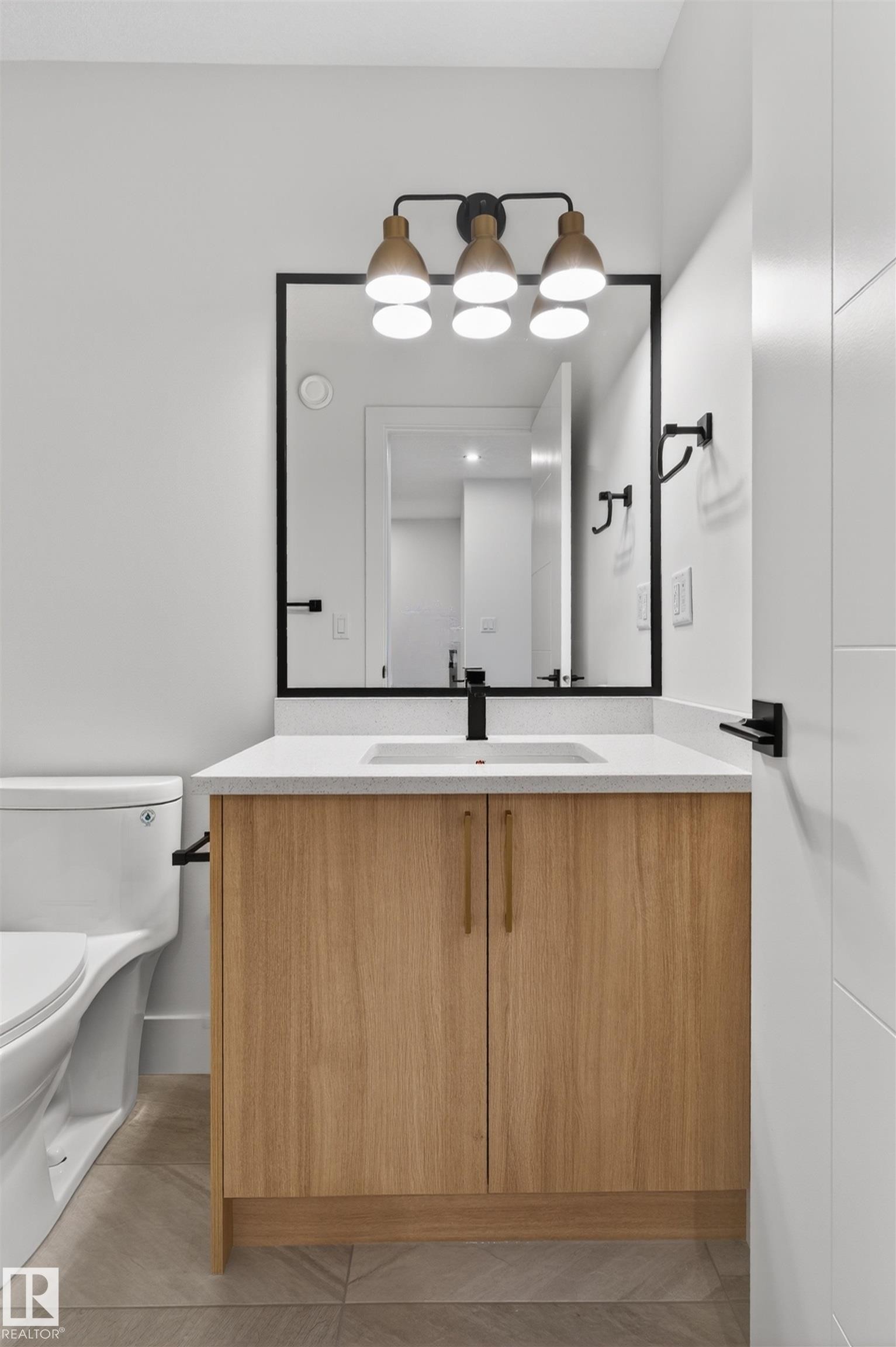 37 River Birch Way, St. Albert, AB - Indoor Photo Showing Bathroom