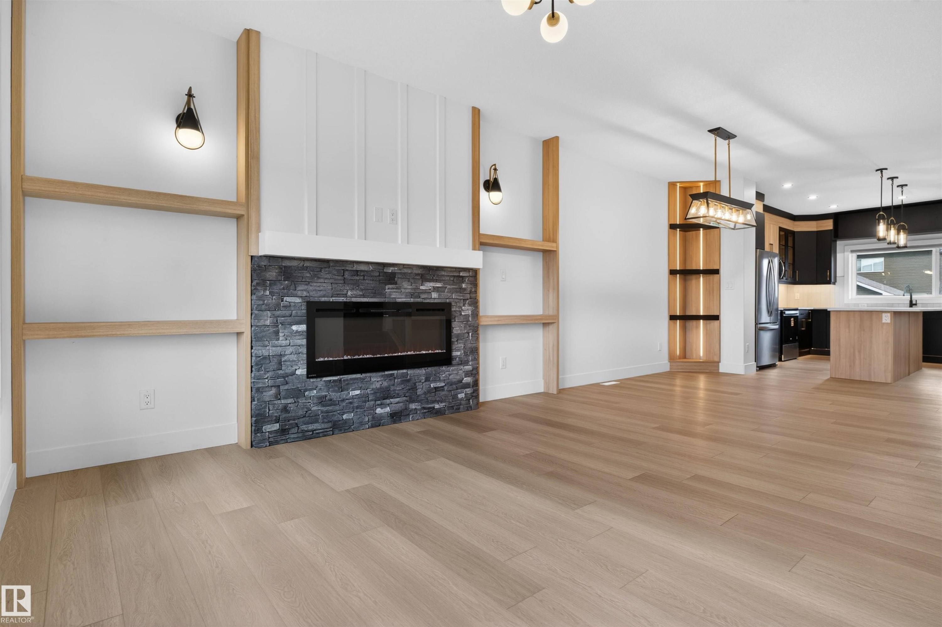 37 River Birch Way, St. Albert, AB - Indoor Photo Showing Living Room With Fireplace